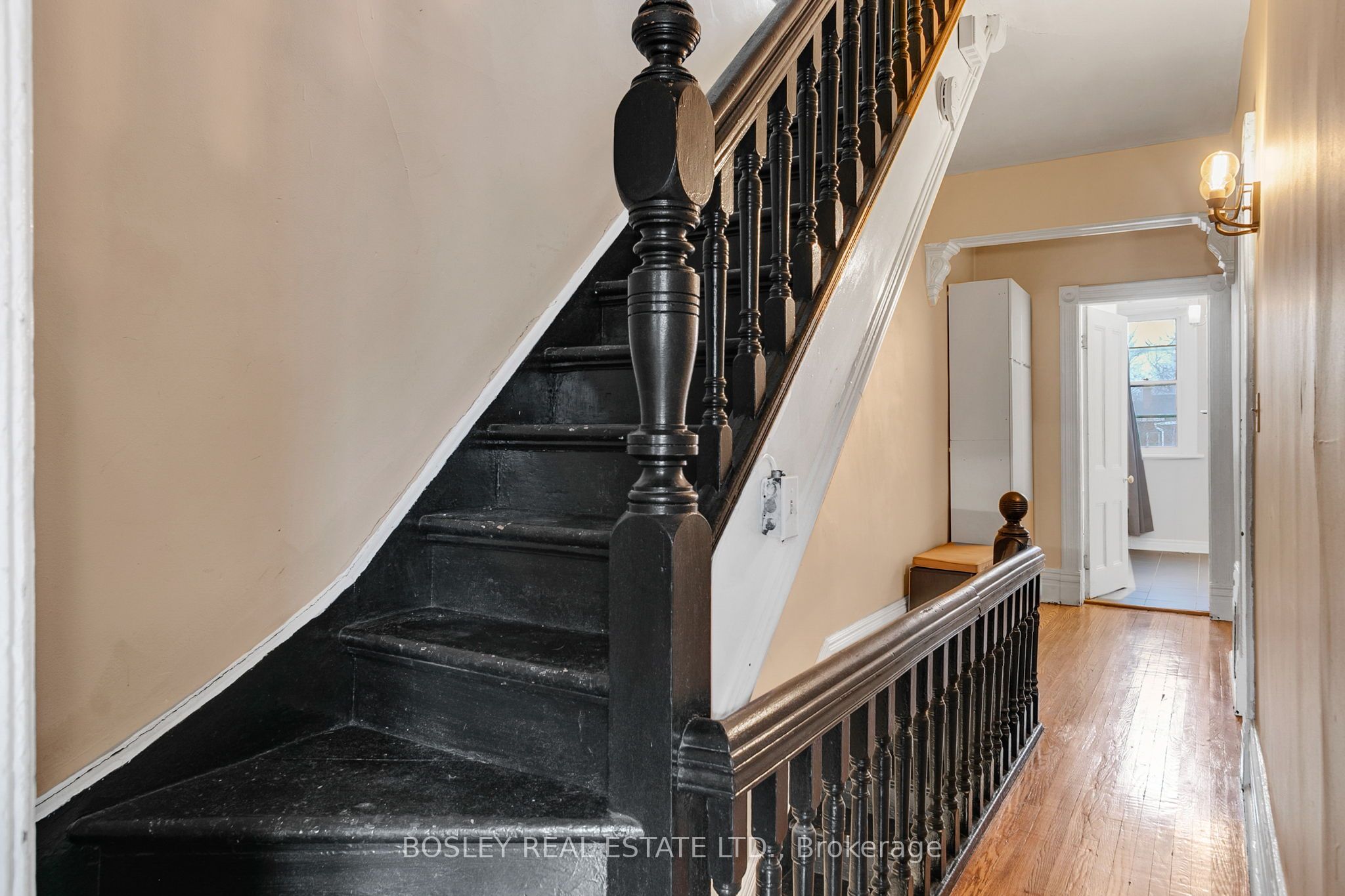 133 Carlaw Avenue Property Photo 14