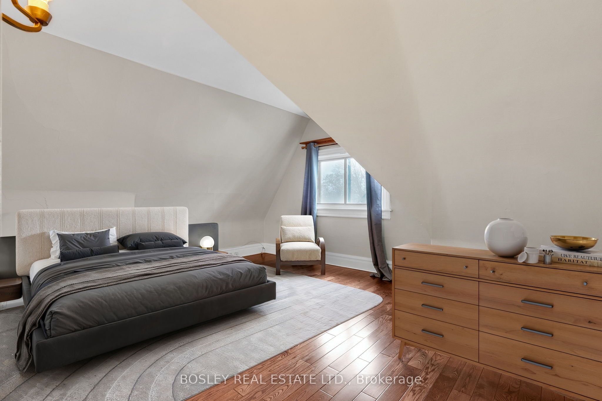 133 Carlaw Avenue Property Photo 17