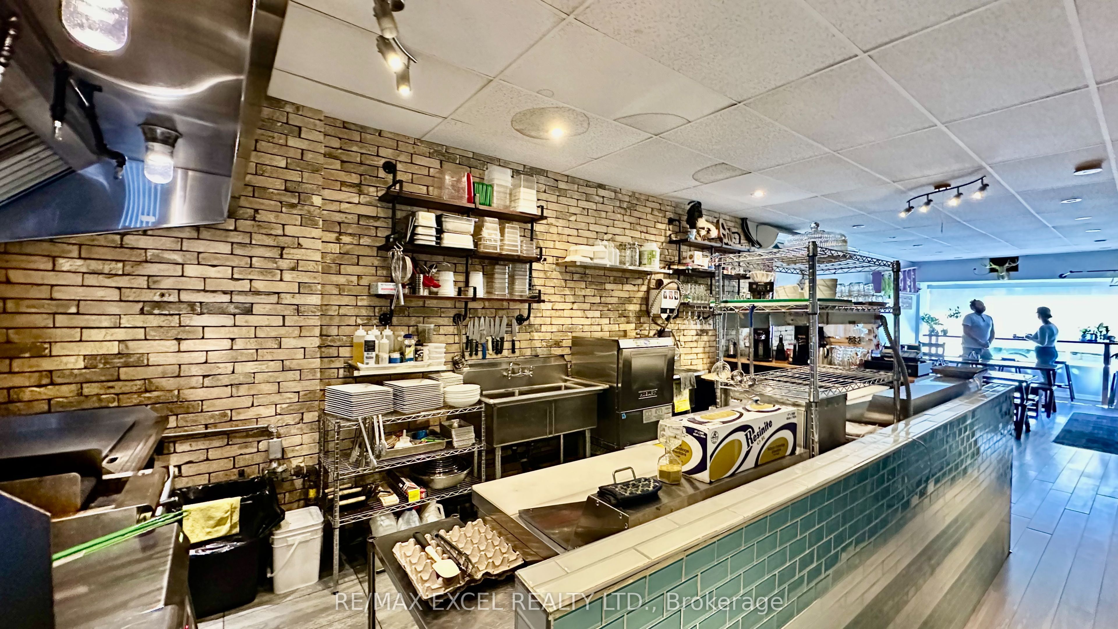 2116 Danforth Avenue Property Photo 4