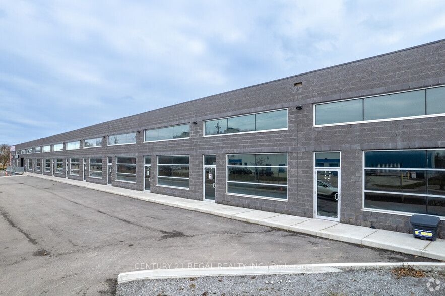 #203 - 1550 Birchmount Road Property Photo 3