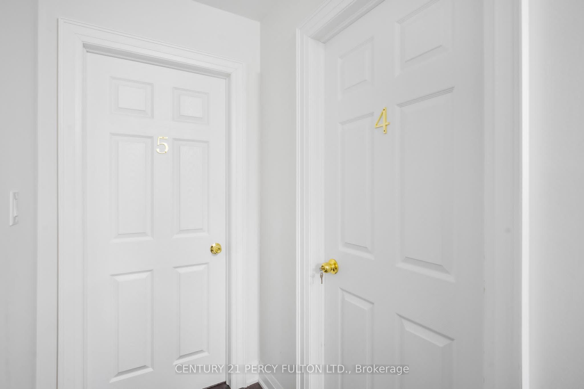 343 Northglen Boulevard W Property Photo 12