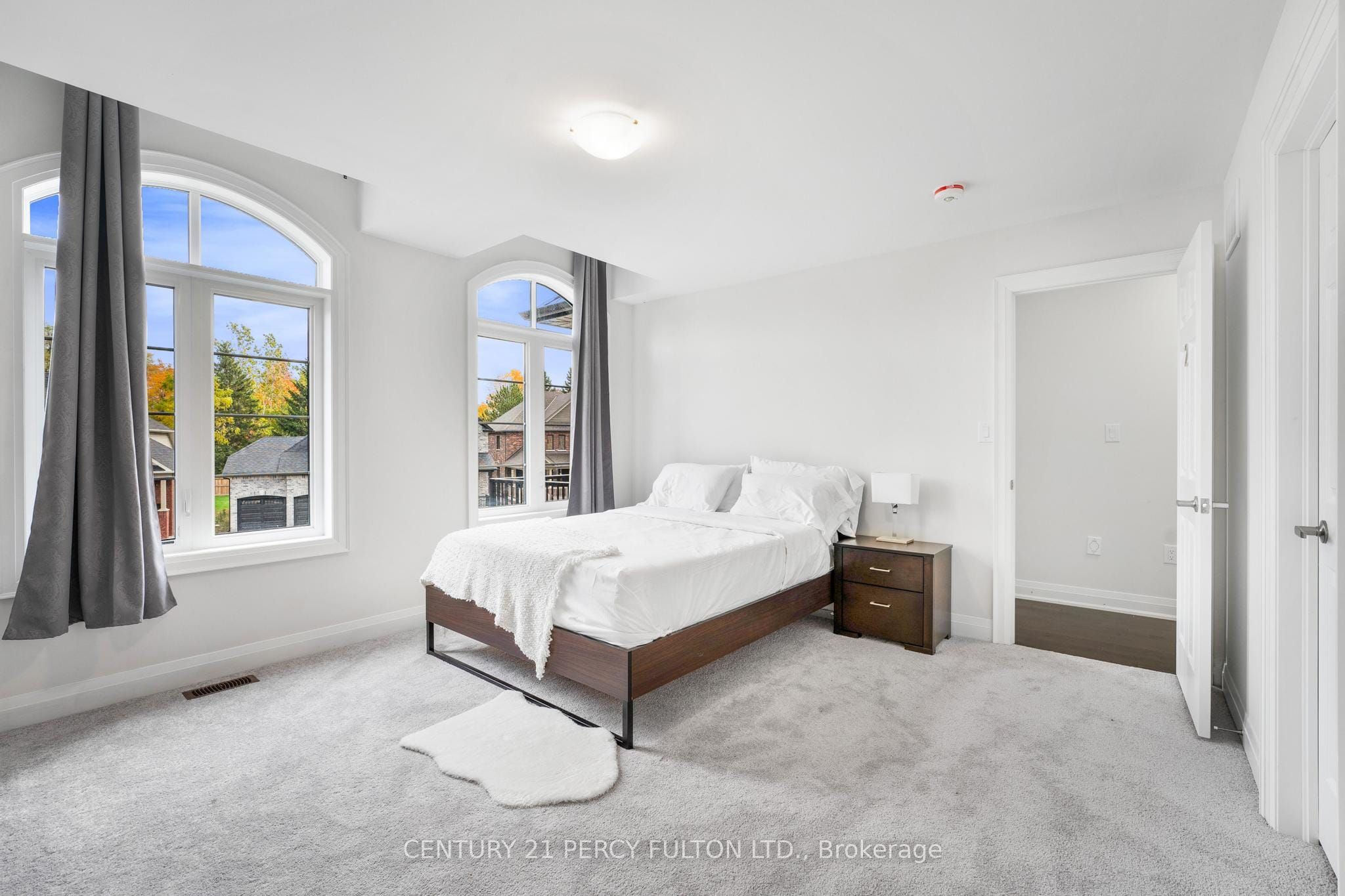 343 Northglen Boulevard W Property Photo 25