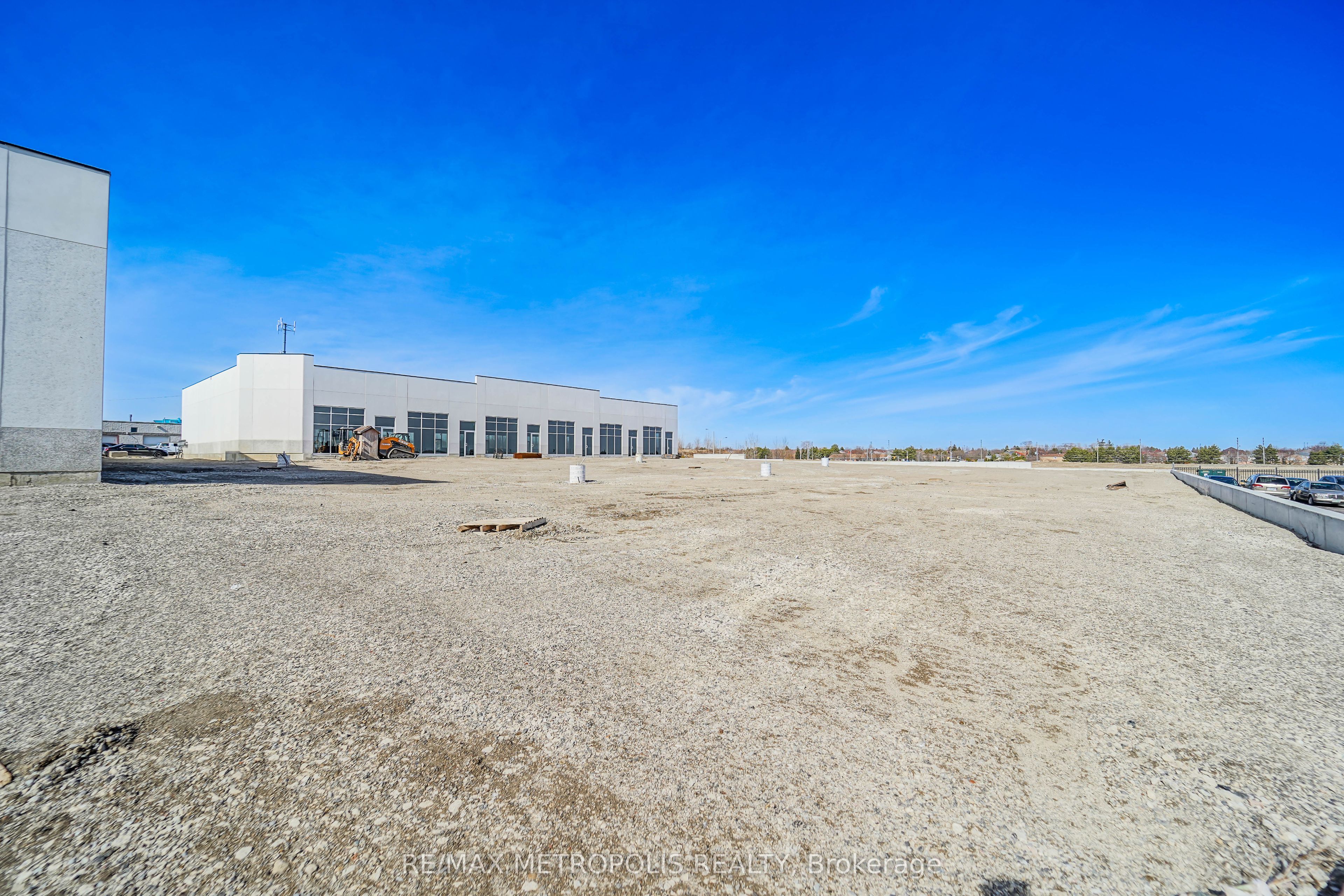 #3 & 4 - 95 State Crown Boulevard Property Photo 31