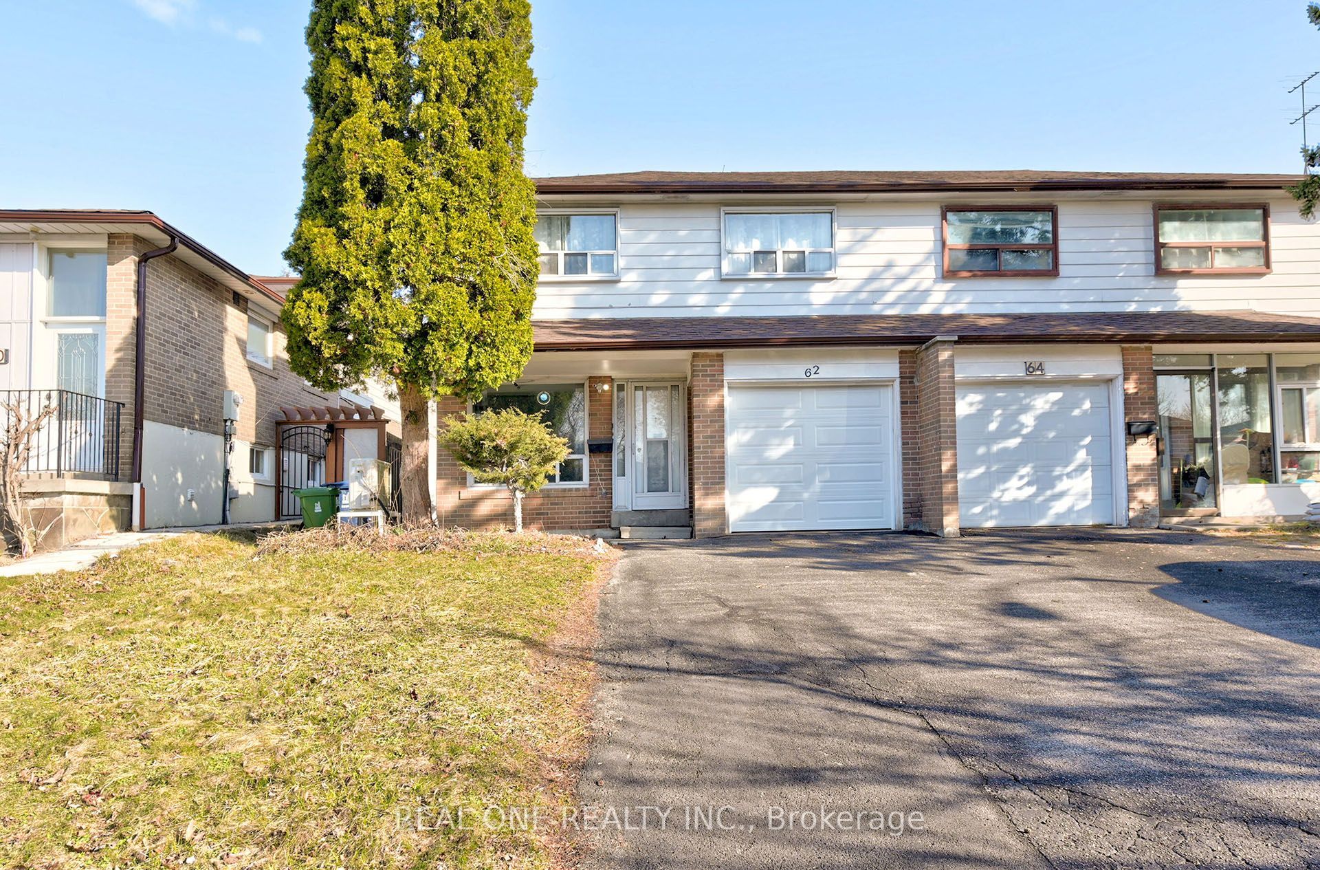 62 Glenstroke Drive Property Photo 1