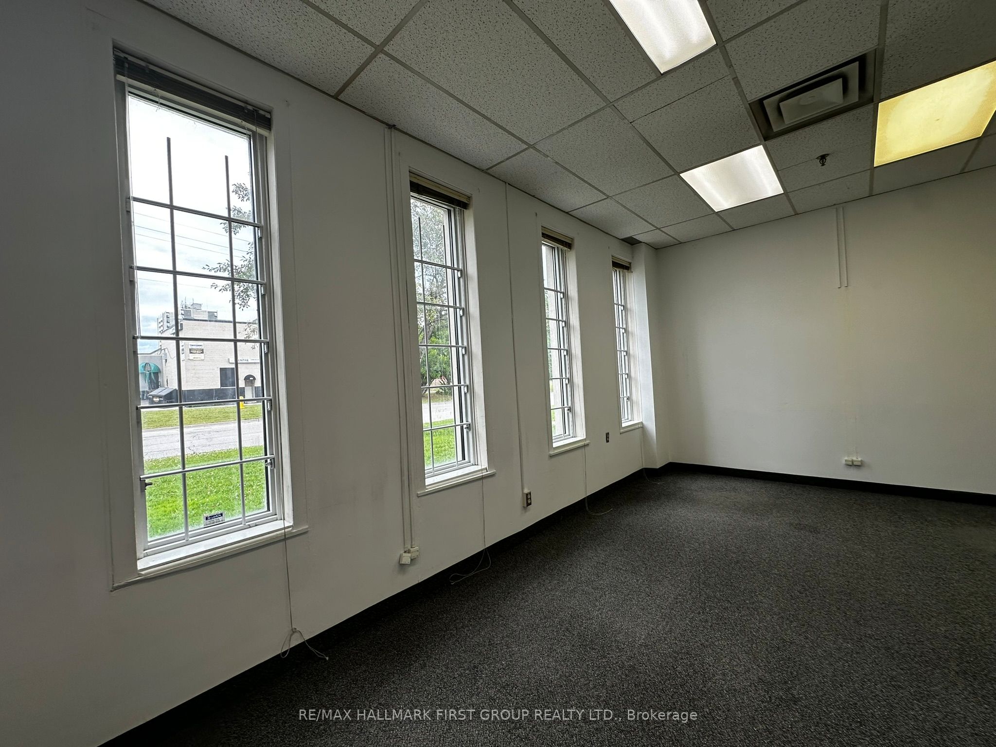 #2 - 126 Commercial Avenue Property Photo 9