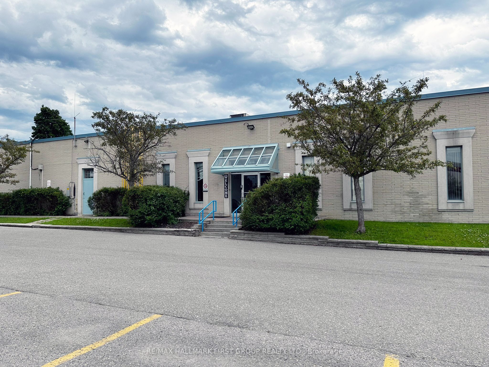 #1&3 - 126 Commercial Avenue Property Photo 1
