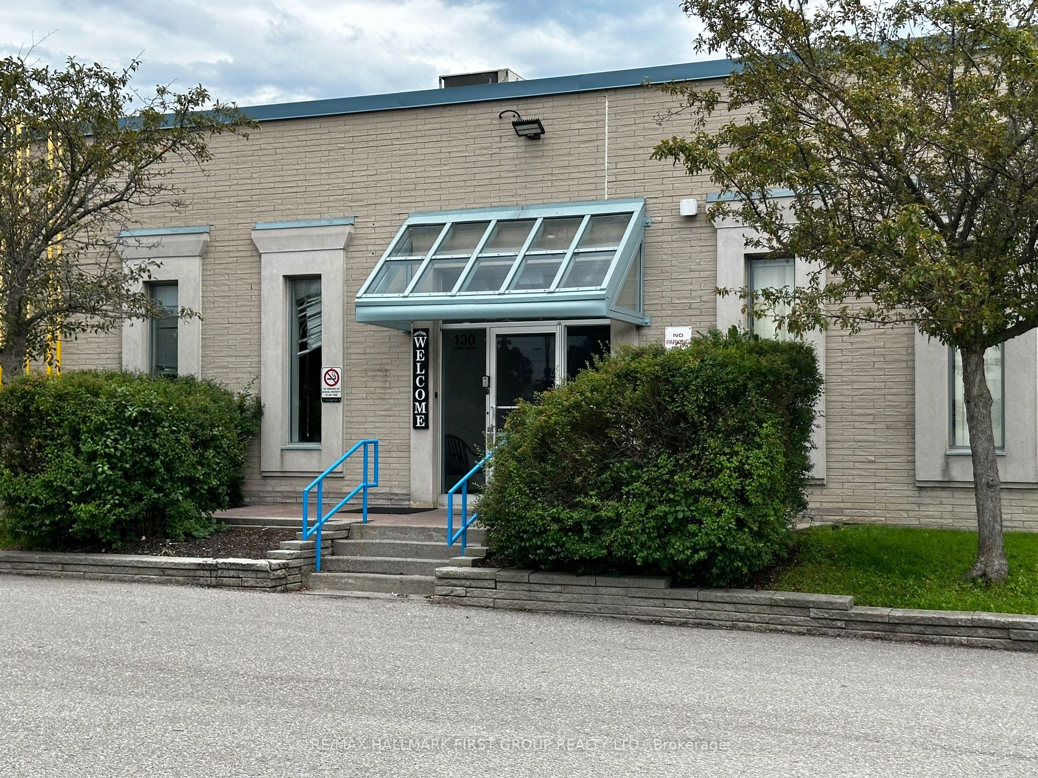 #1&3 - 126 Commercial Avenue Property Photo 2
