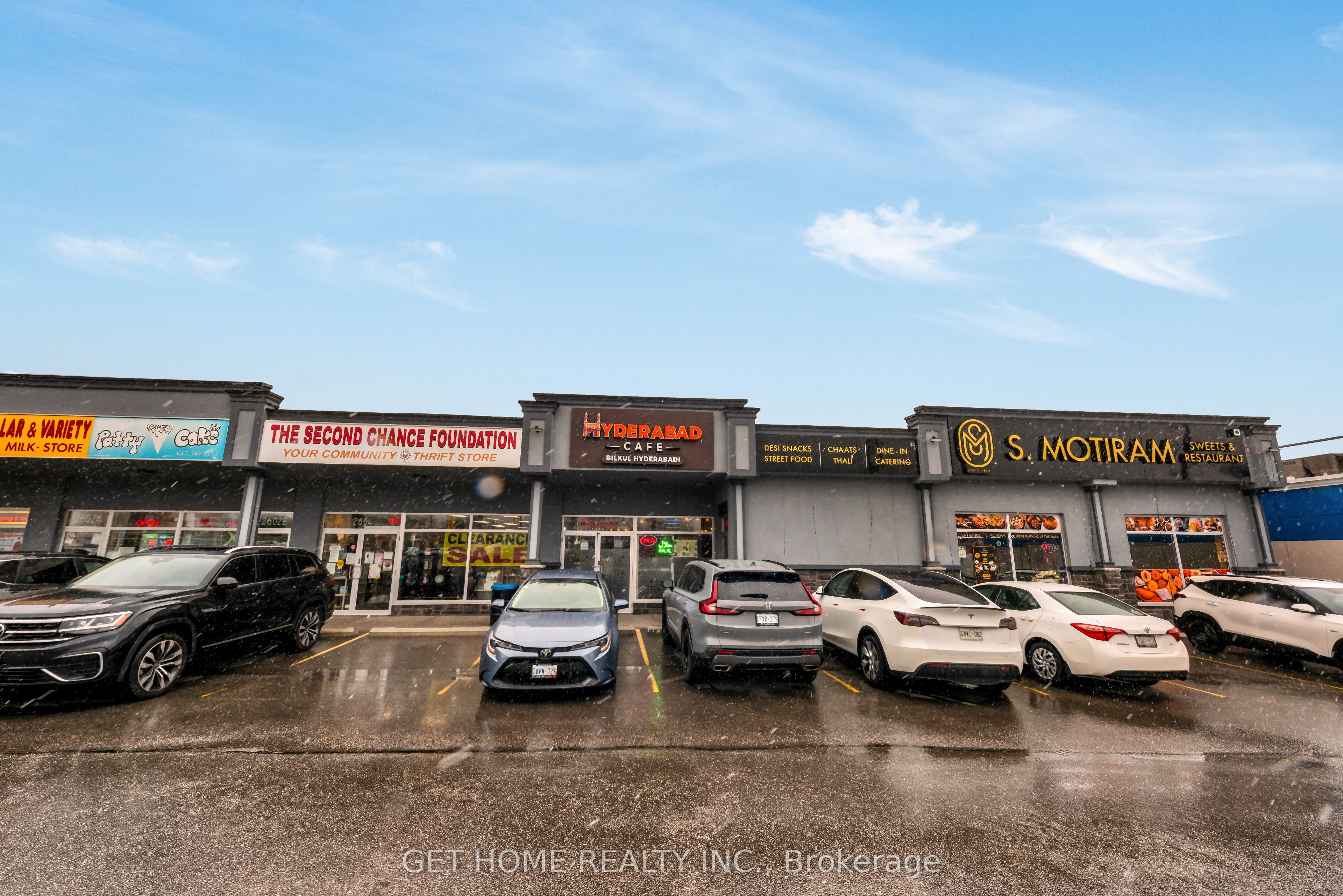 2606 Eglinton Avenue Property Photo 18