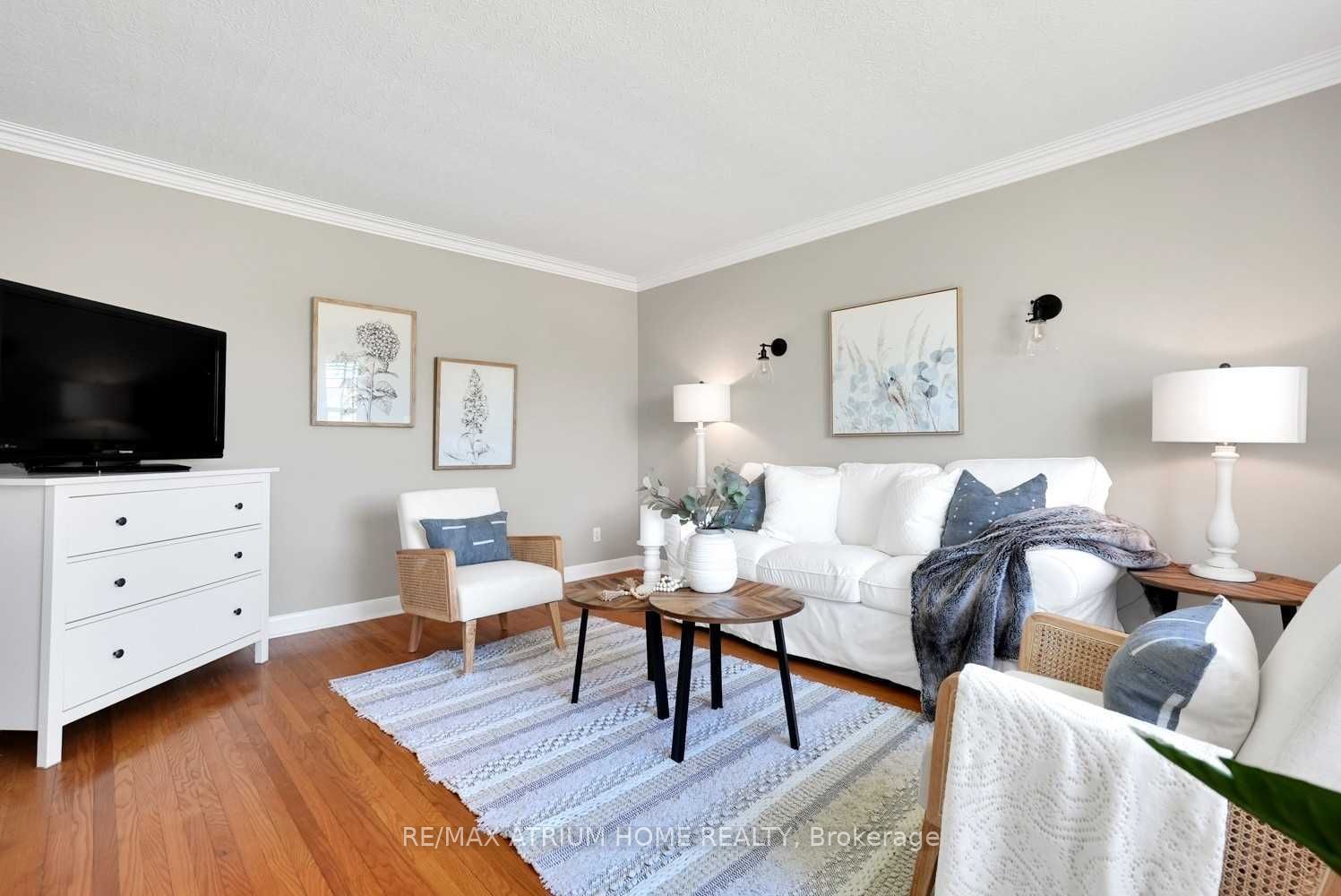 213 Conant Street Property Photo 3