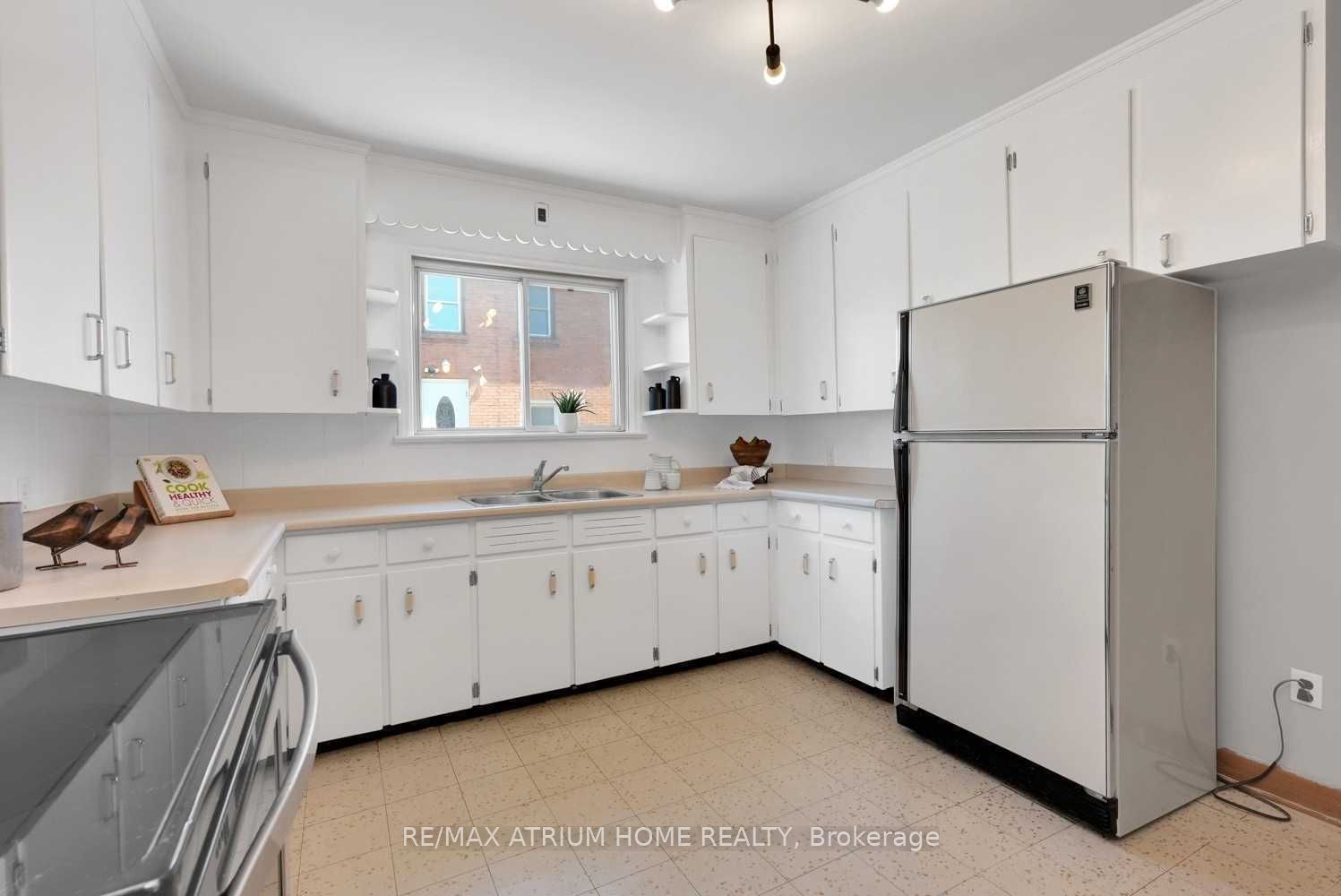 213 Conant Street Property Photo 6