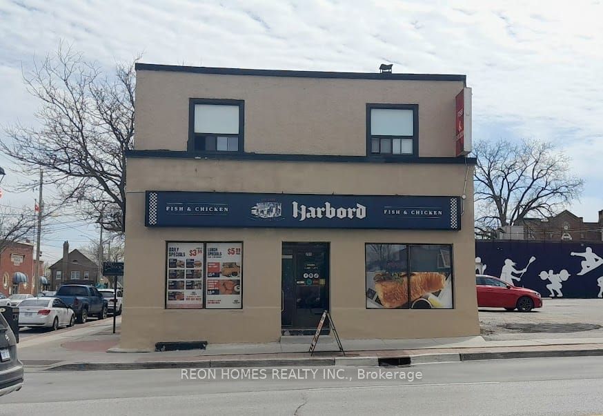 201 Dundas Street Property Photo 1