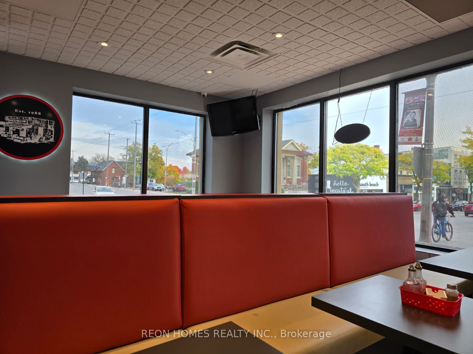 201 Dundas Street Property Photo 13