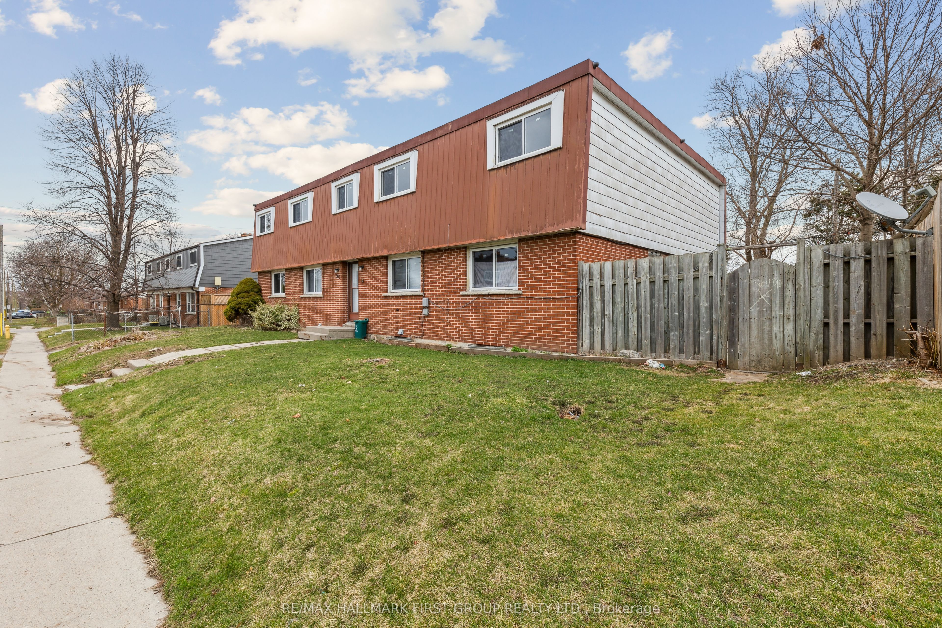 361 Linden Street Property Photo 3