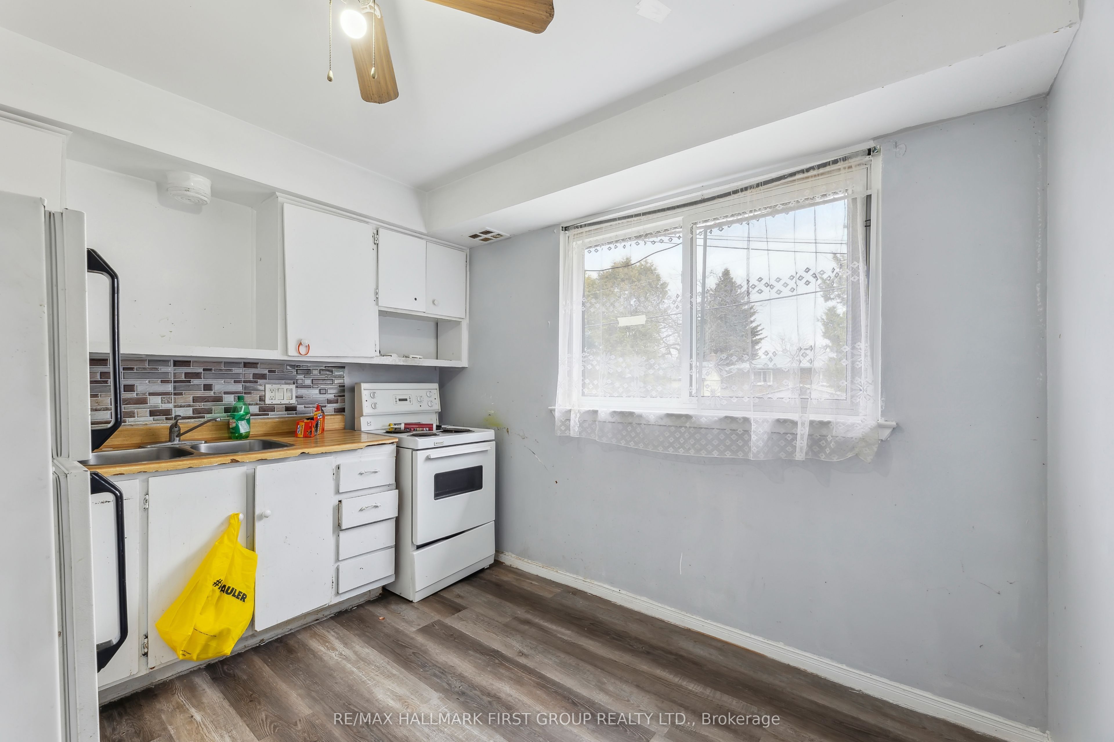 361 Linden Street Property Photo 5