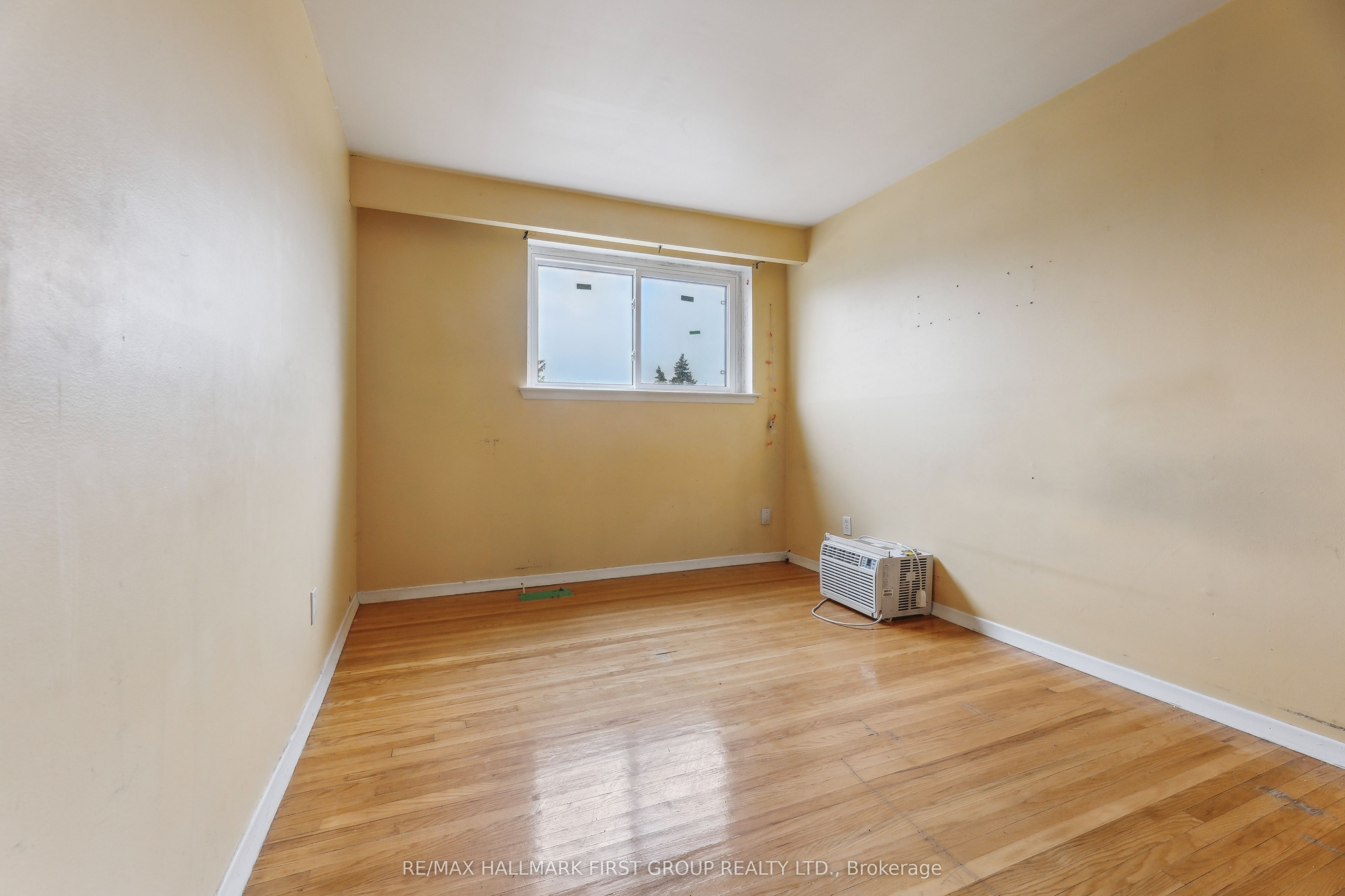 361 Linden Street Property Photo 7