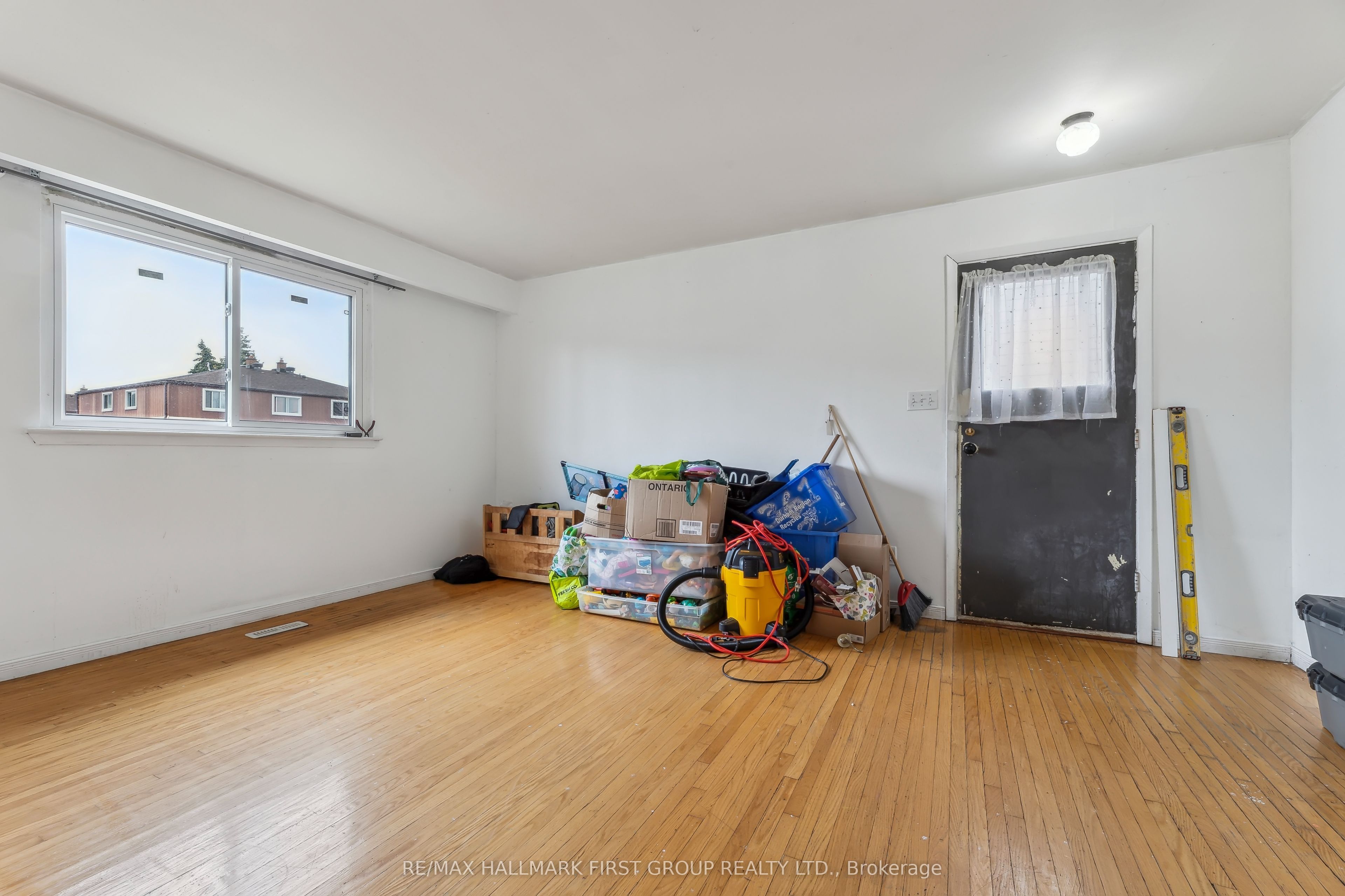 361 Linden Street Property Photo 9