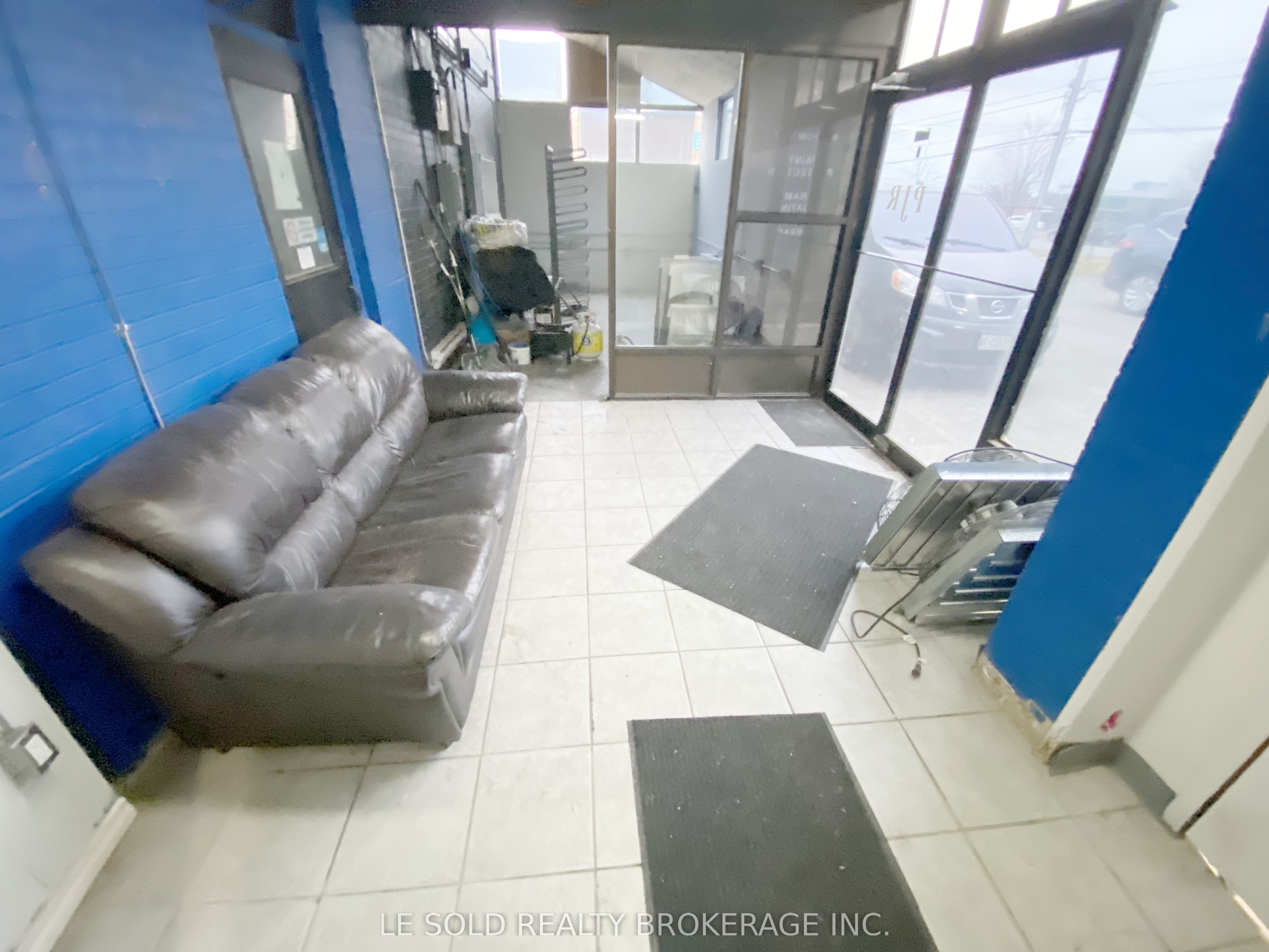 #office - 205 Nantucket Boulevard Property Photo 2