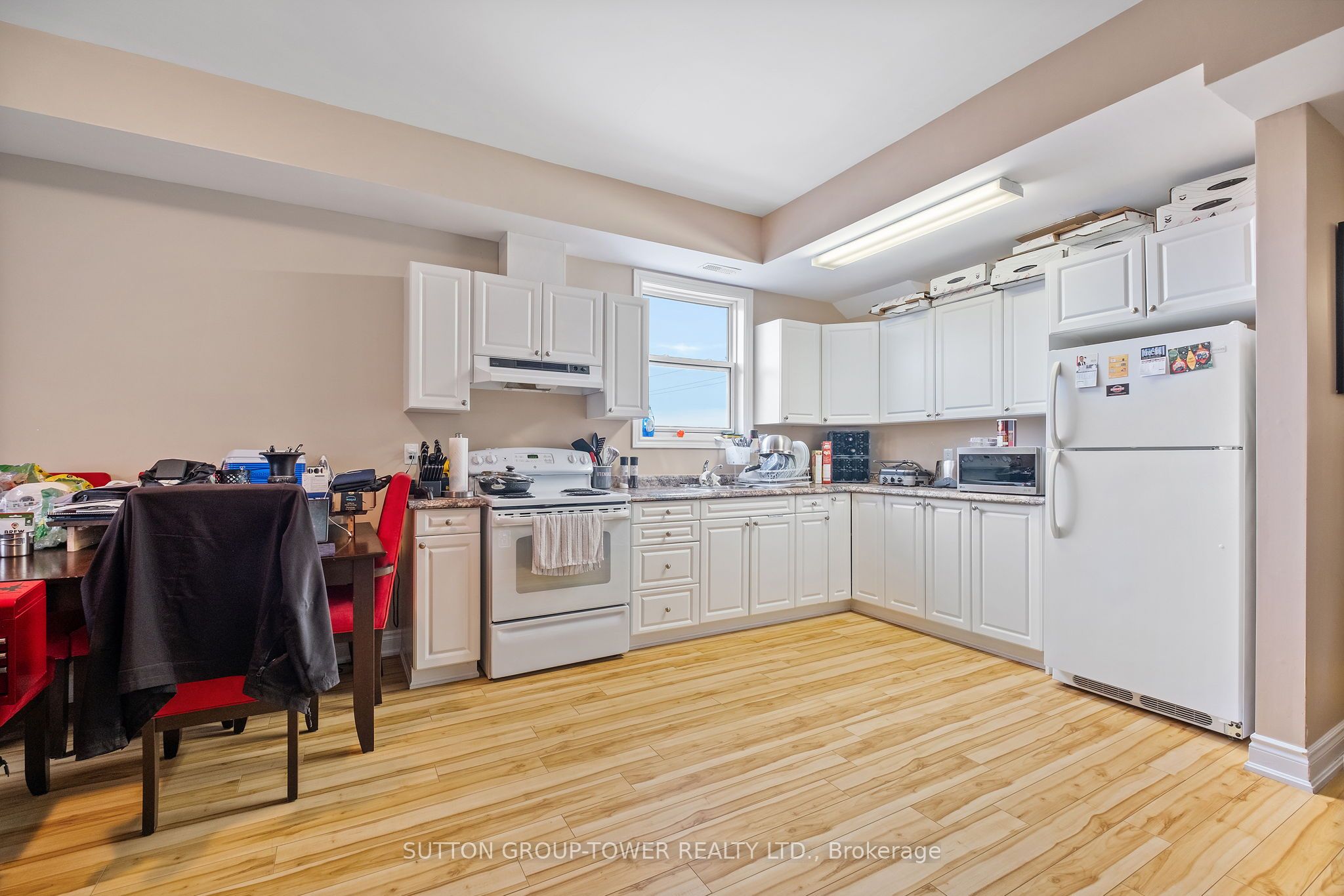 750 Albert Street Property Photo 30
