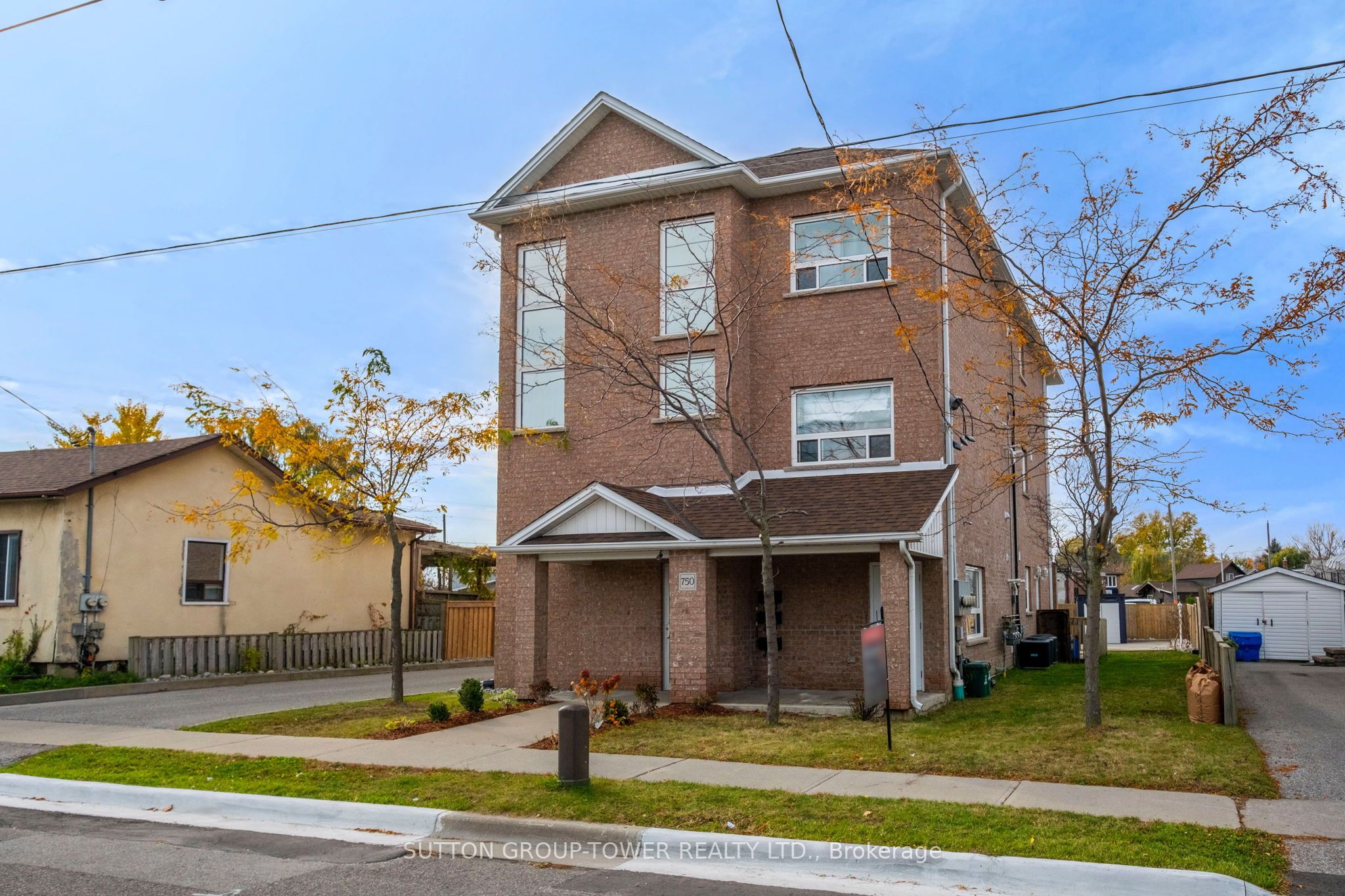 750 Albert Street Property Photo 40