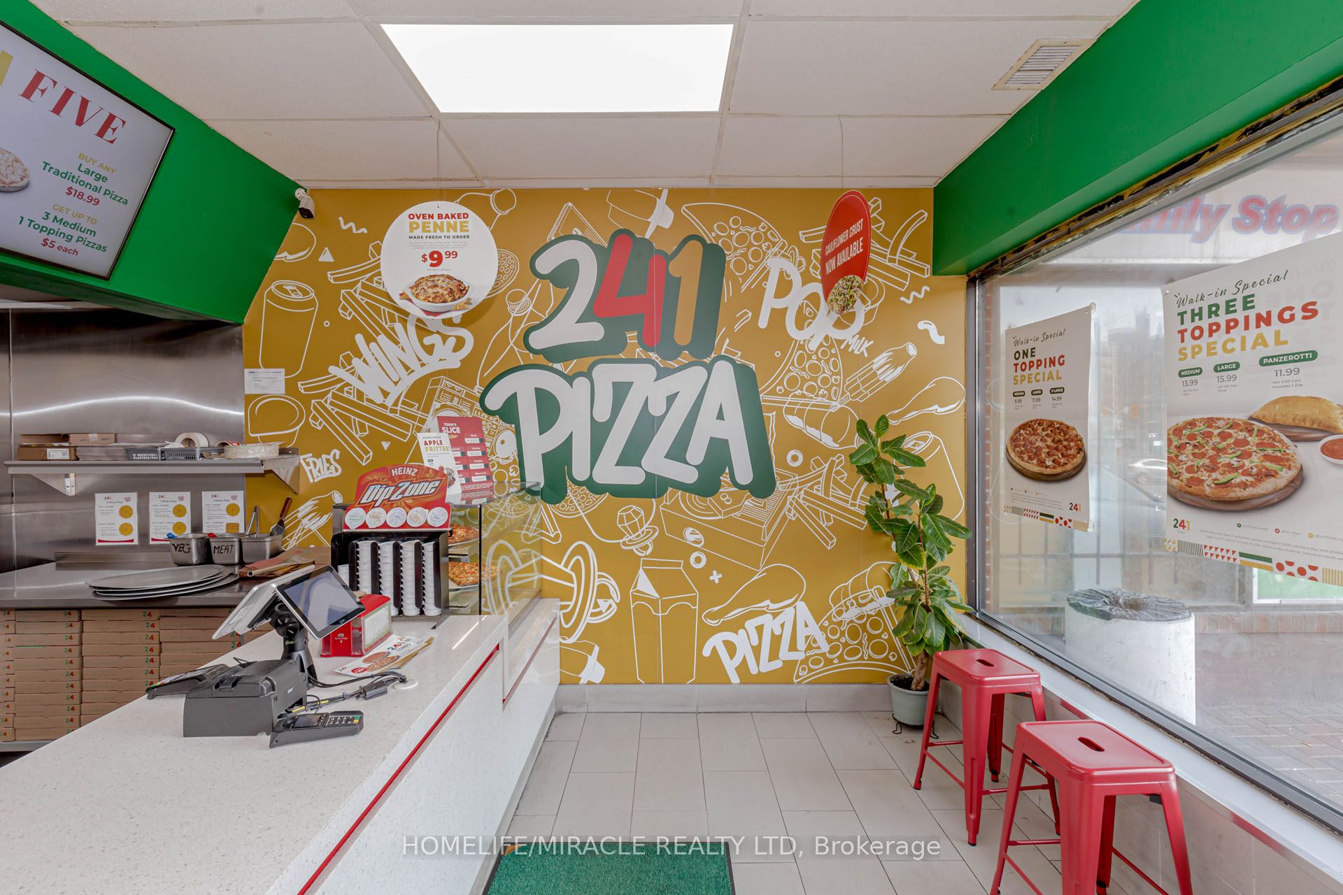 ##1 - 2372 Eglinton Avenue Property Photo 5