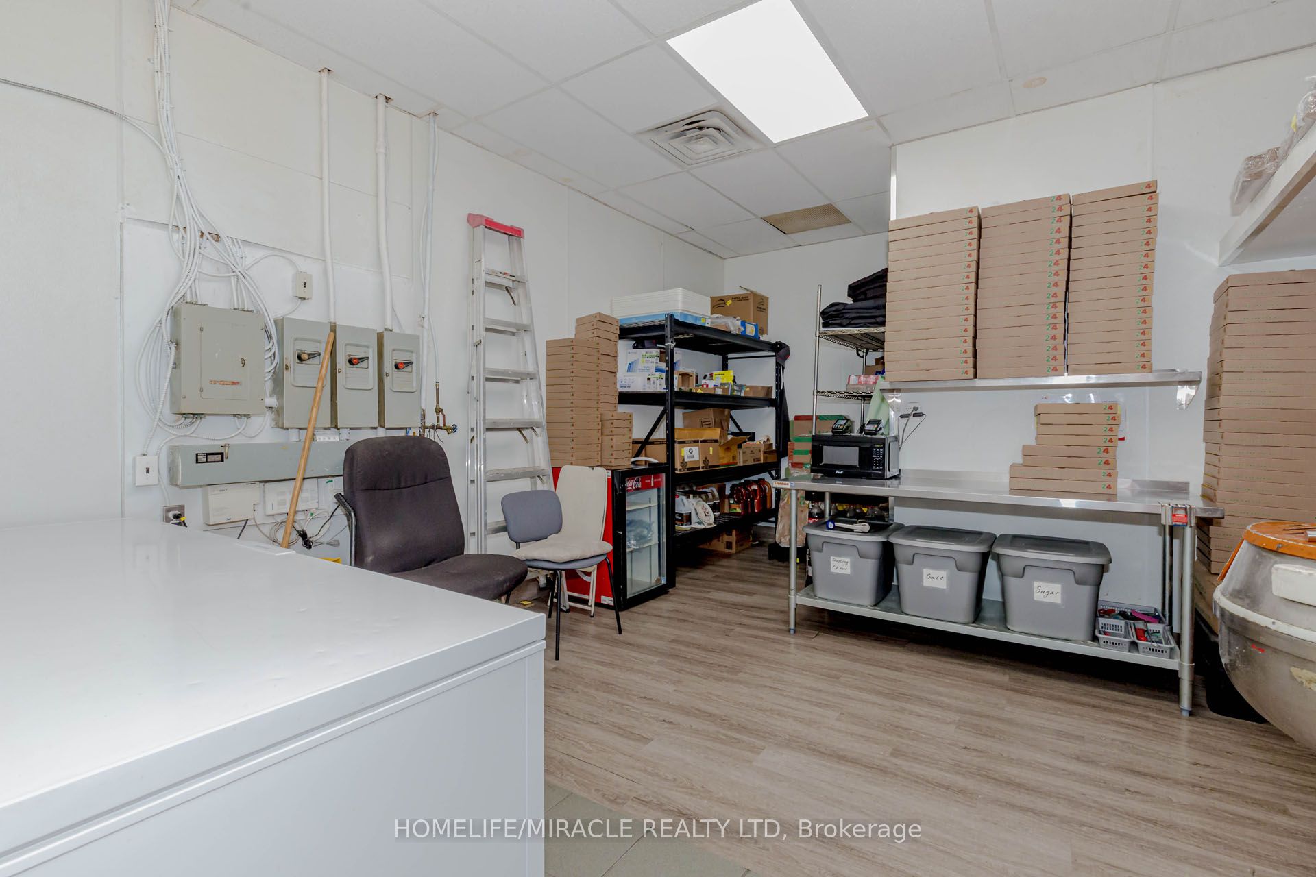 ##1 - 2372 Eglinton Avenue Property Photo 26