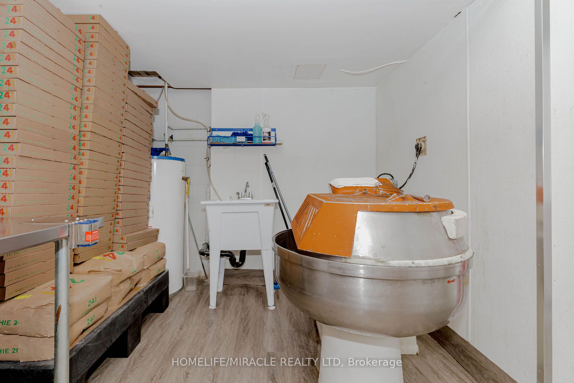 ##1 - 2372 Eglinton Avenue Property Photo 31