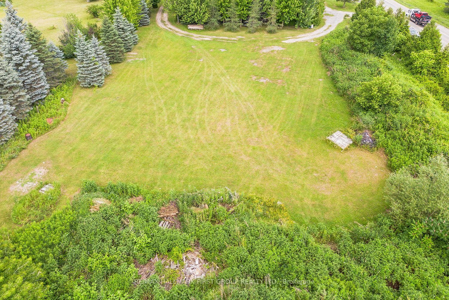 17300 Island Road Property Photo 3