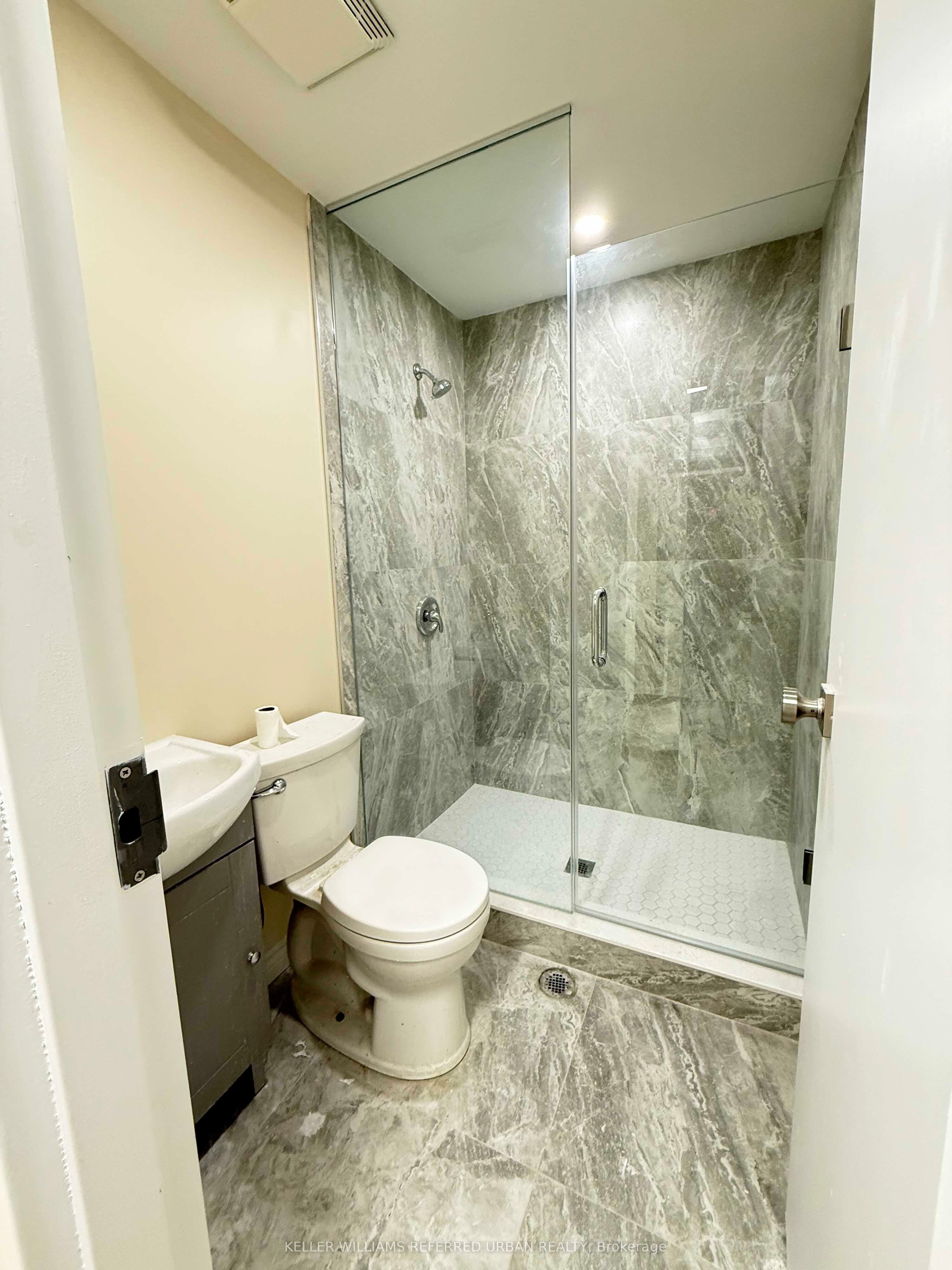 #f01 - 101 Lebovic Avenue Property Photo 11