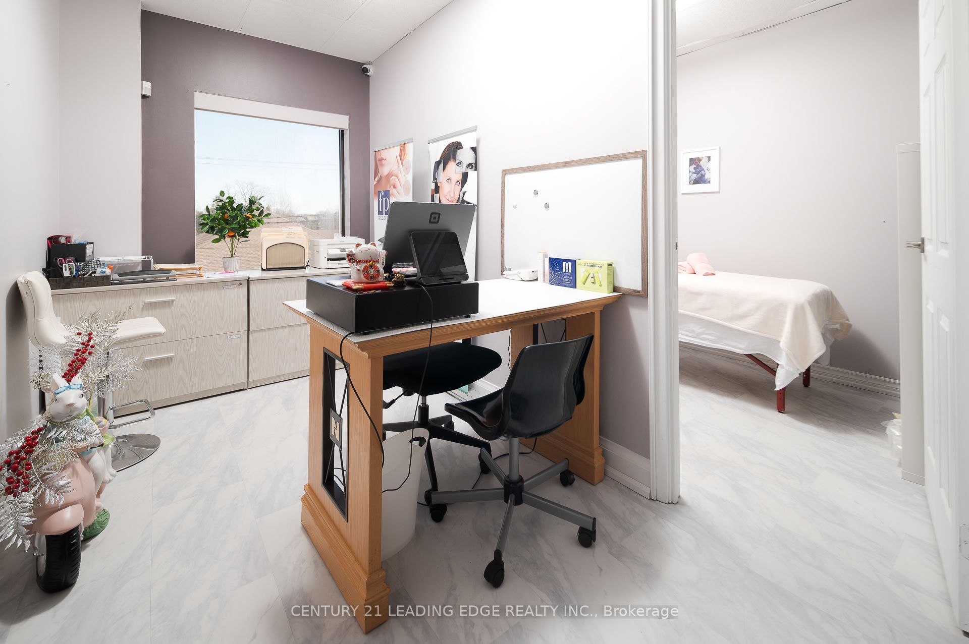 #203 - 112 Athol Street Property Photo 10