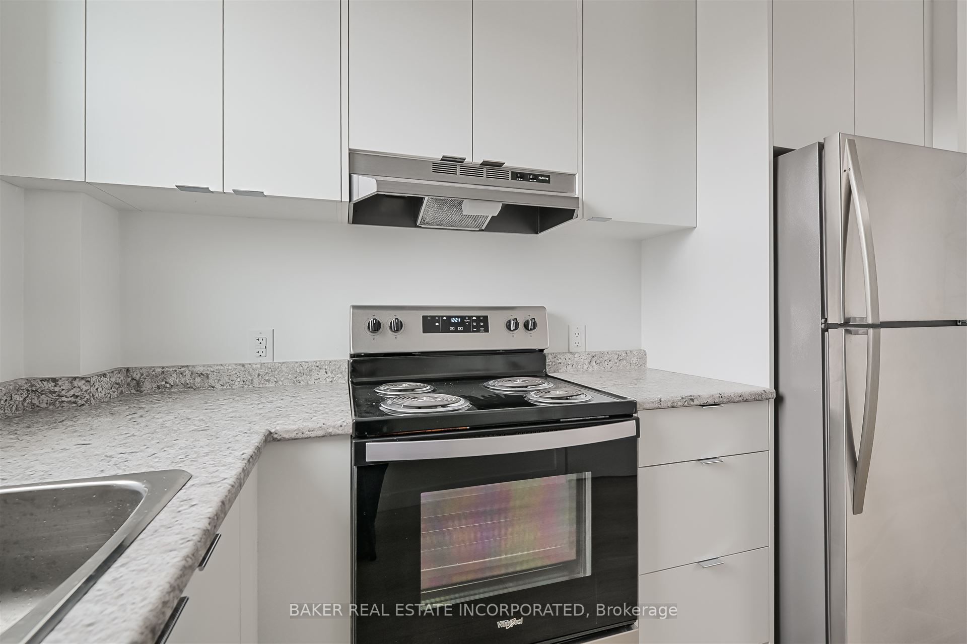 922 Queen Street E 1 Property Photo 9