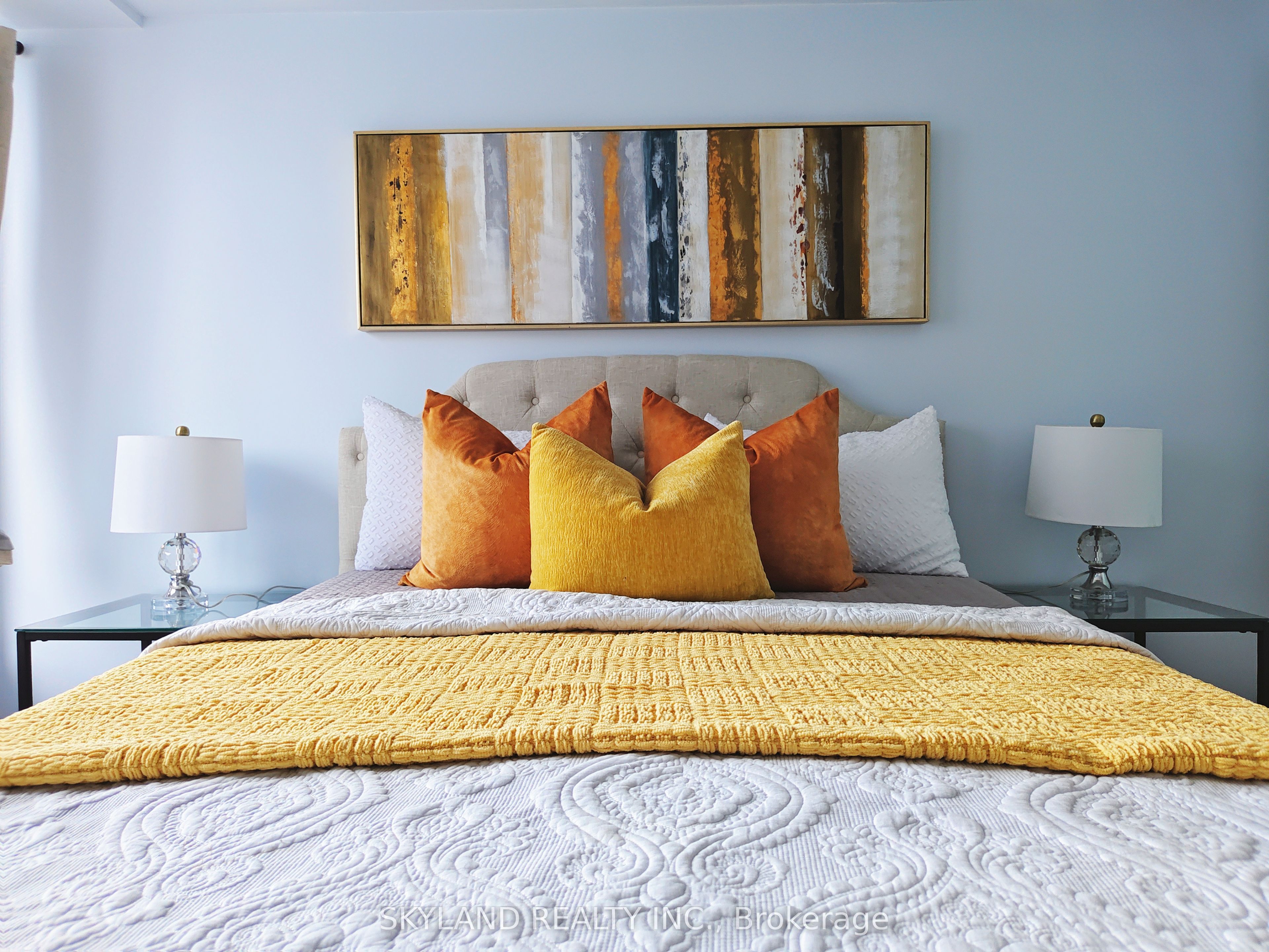 #2204 - 255 Village Green Square Property Photo 25