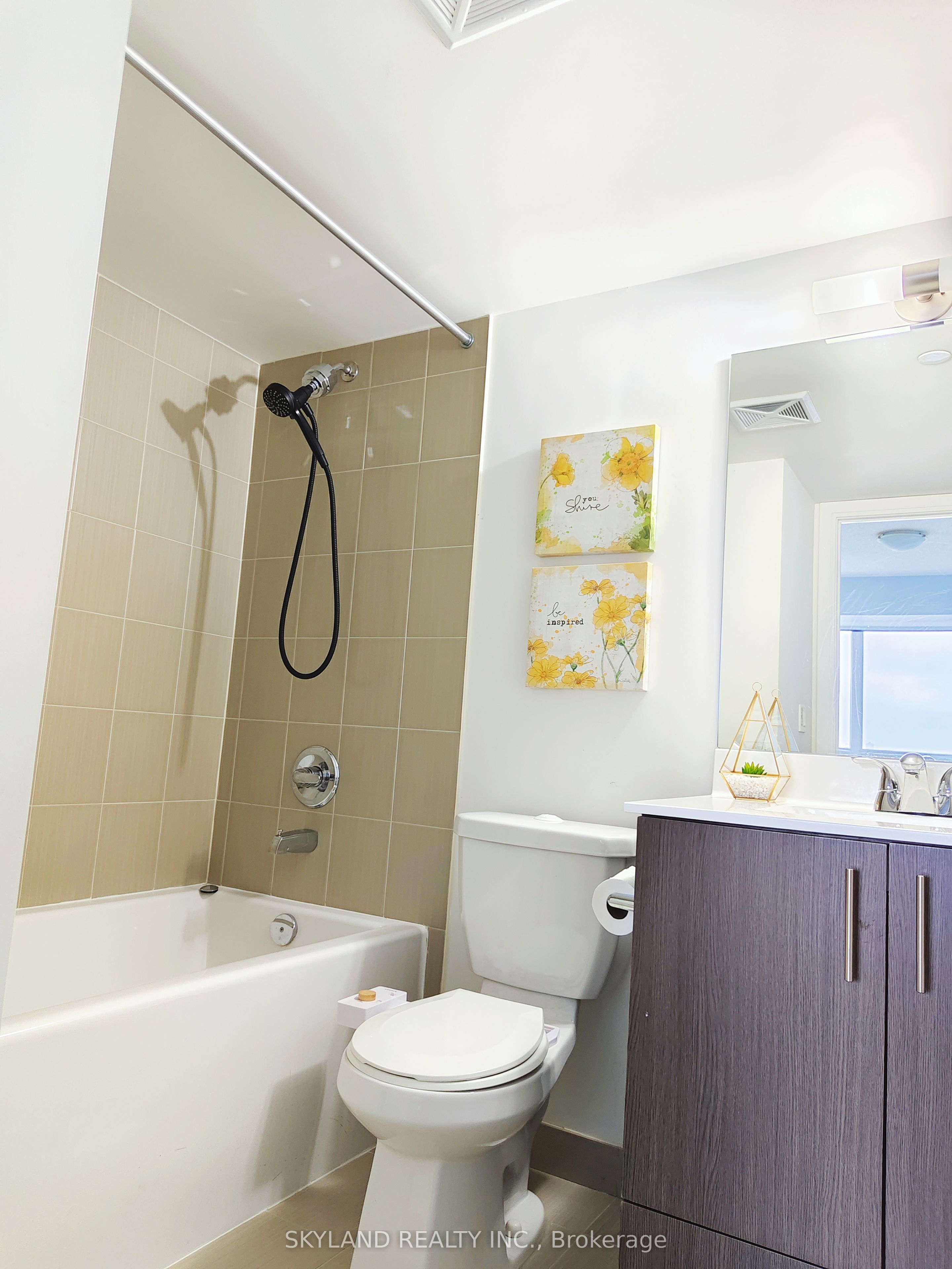 #2204 - 255 Village Green Square Property Photo 29