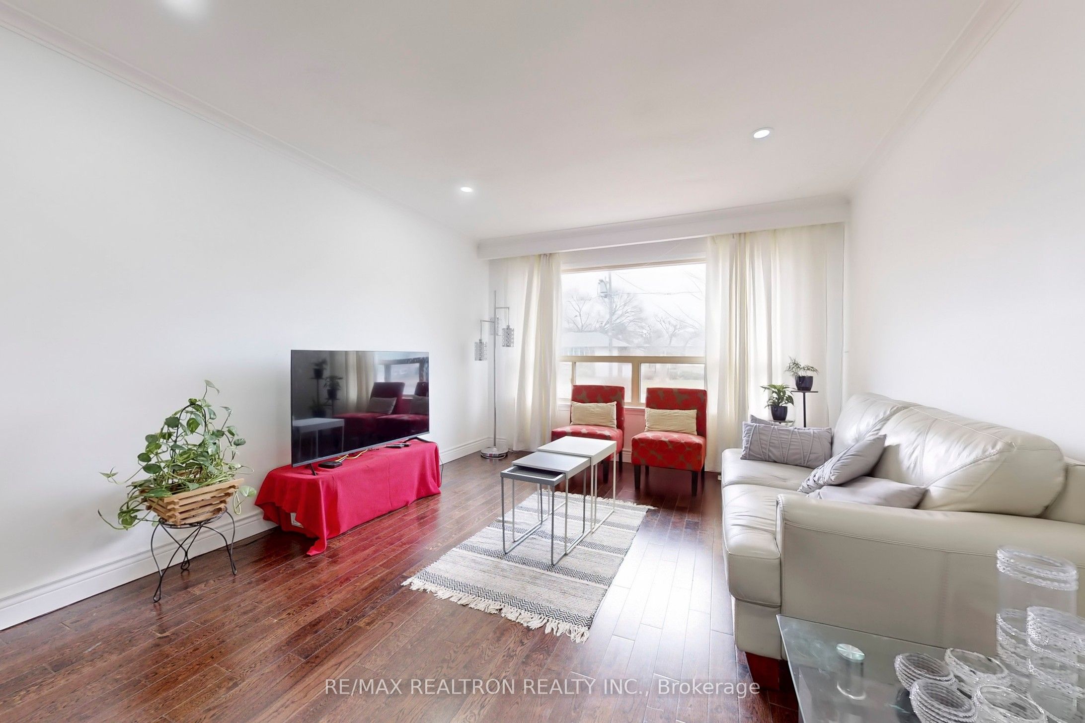 43 Graylee Avenue Property Photo 8