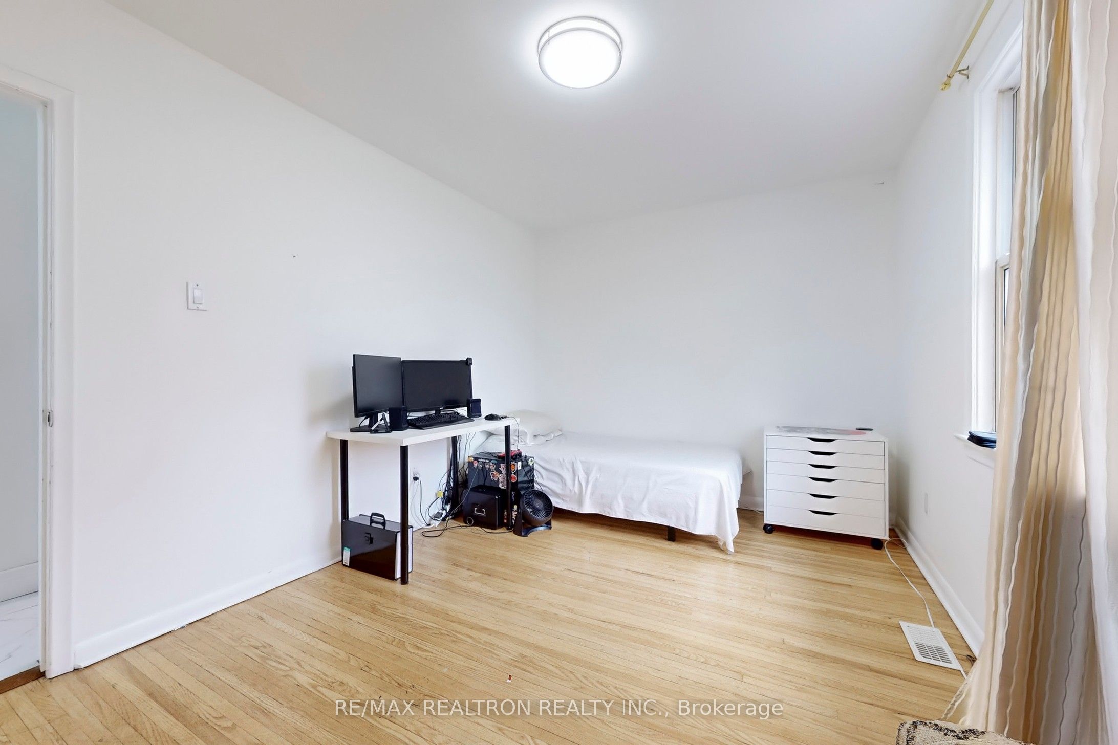 43 Graylee Avenue Property Photo 19