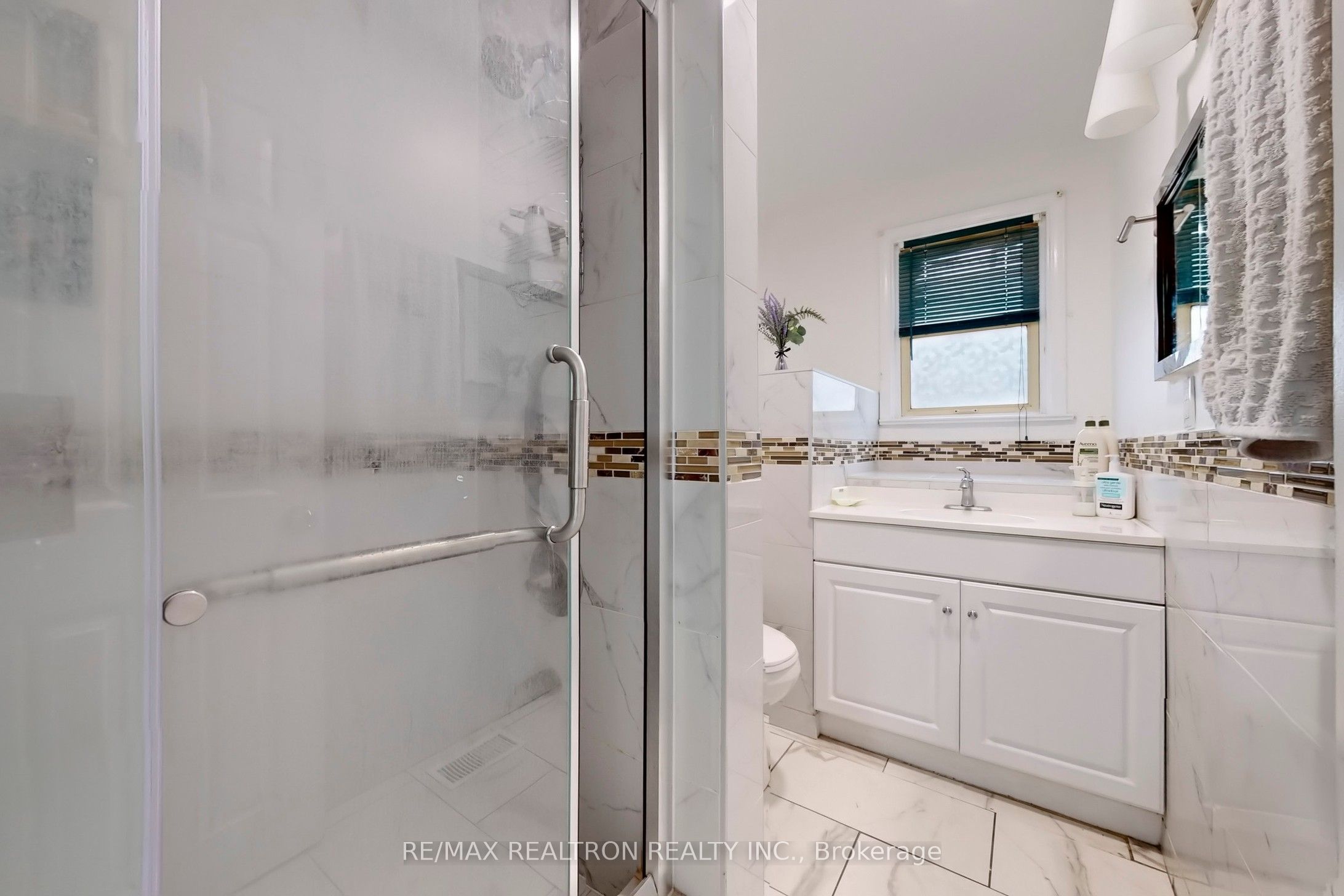 43 Graylee Avenue Property Photo 21