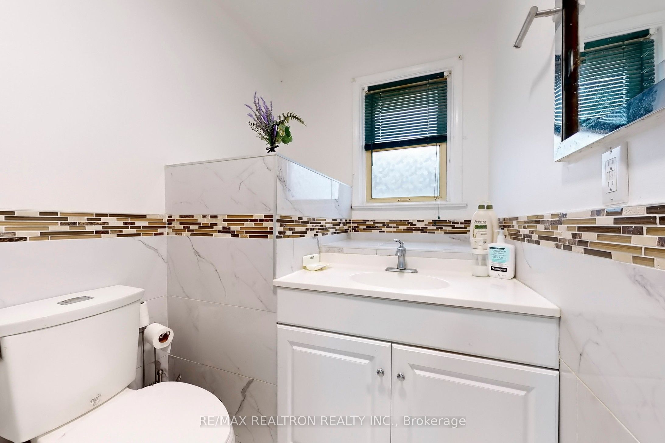 43 Graylee Avenue Property Photo 22