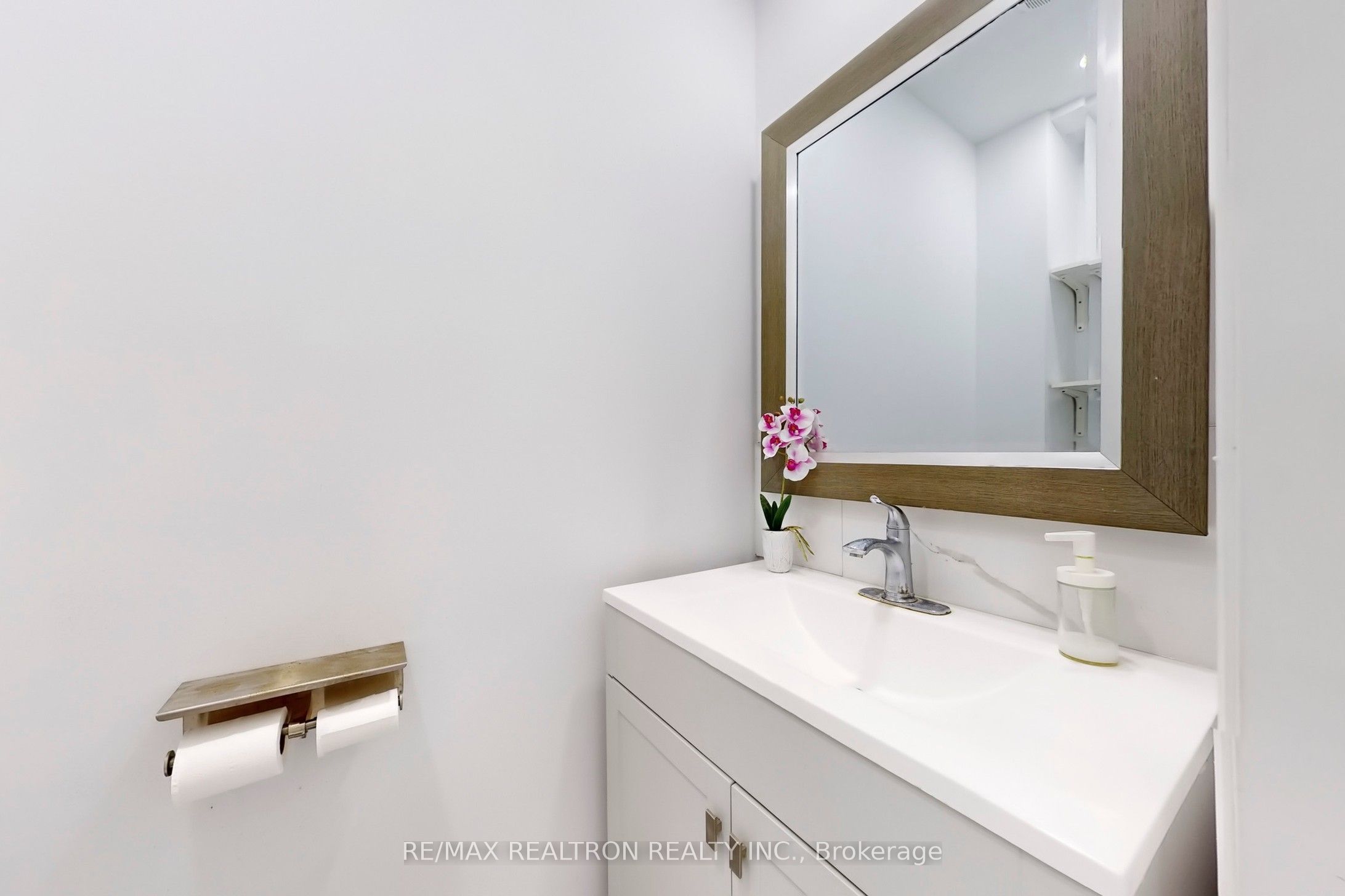 43 Graylee Avenue Property Photo 29