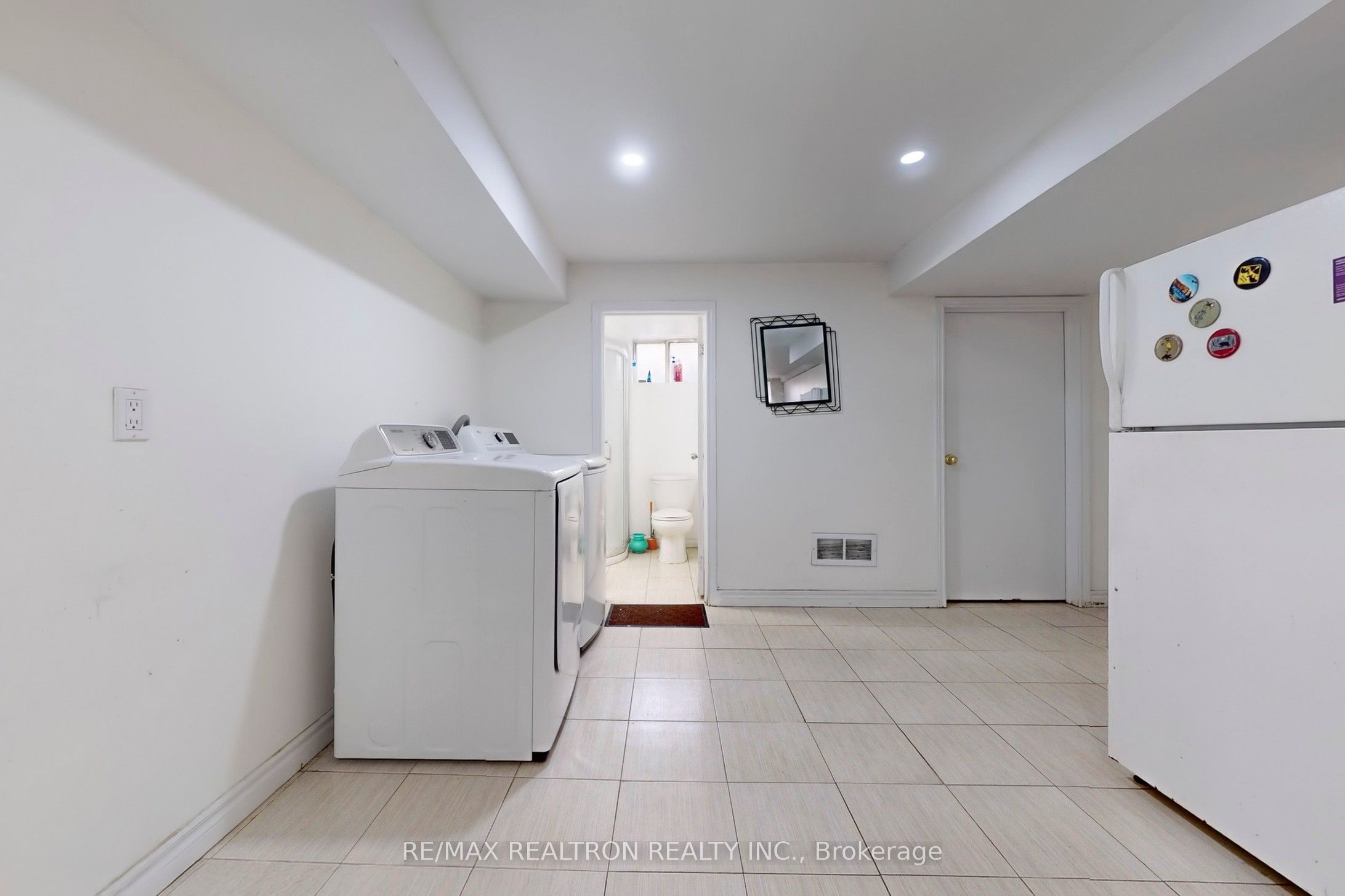 43 Graylee Avenue Property Photo 36