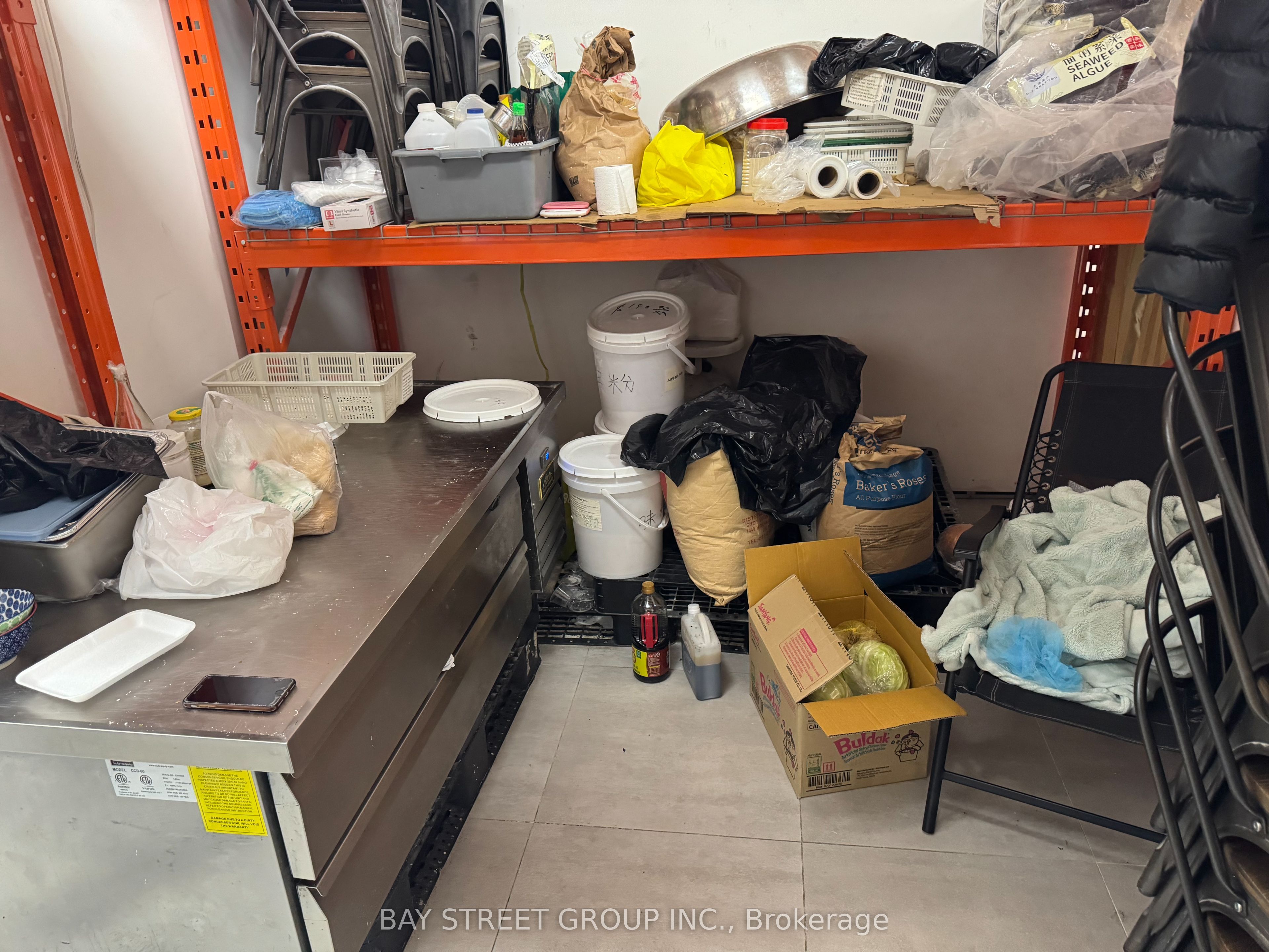 #e106 - 3262 Midland Avenue Property Photo 8