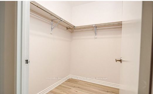 300 Alton Towers Cir Crescent 604 Property Photo 27