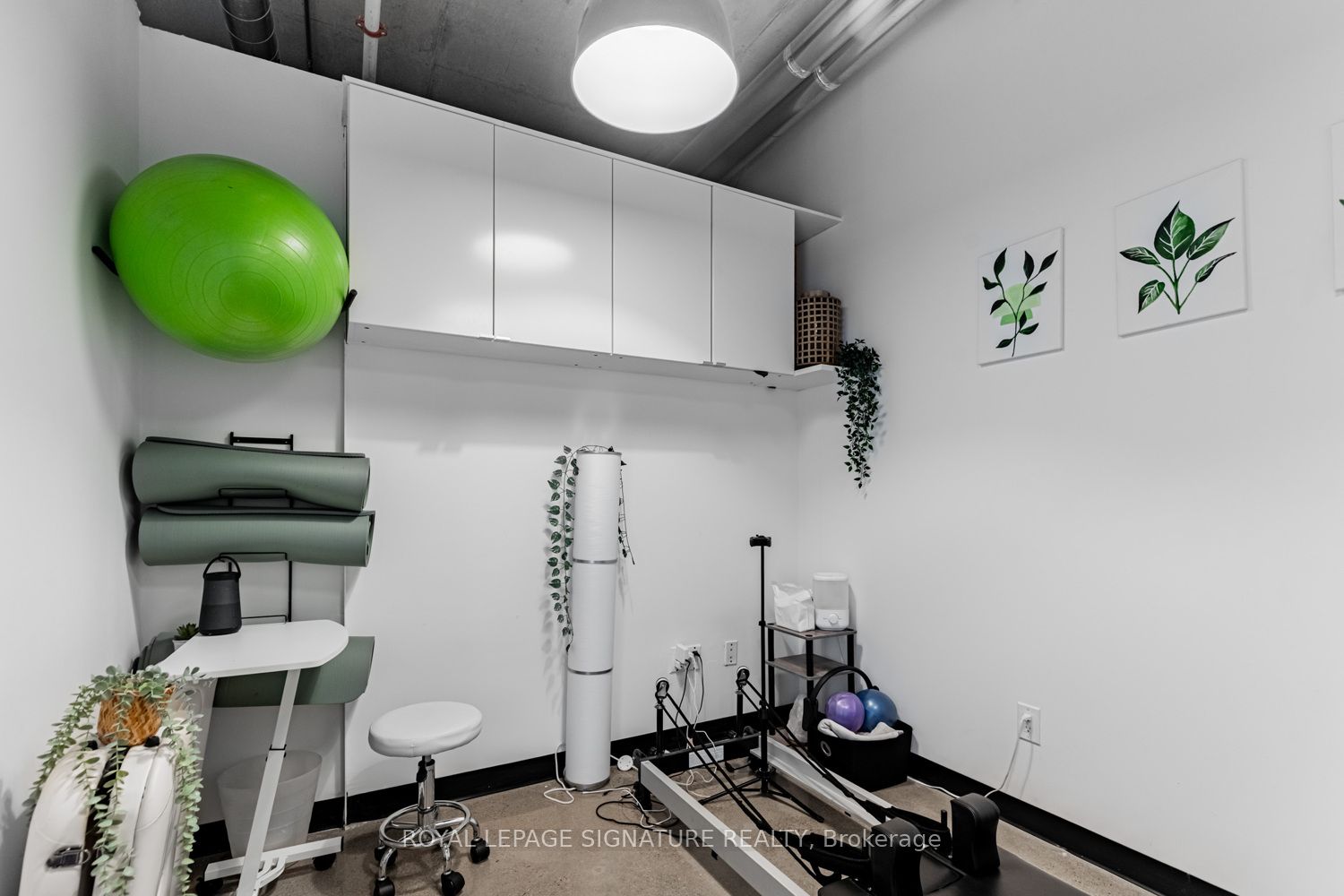 #107 - 321 Carlaw Avenue Property Photo 10