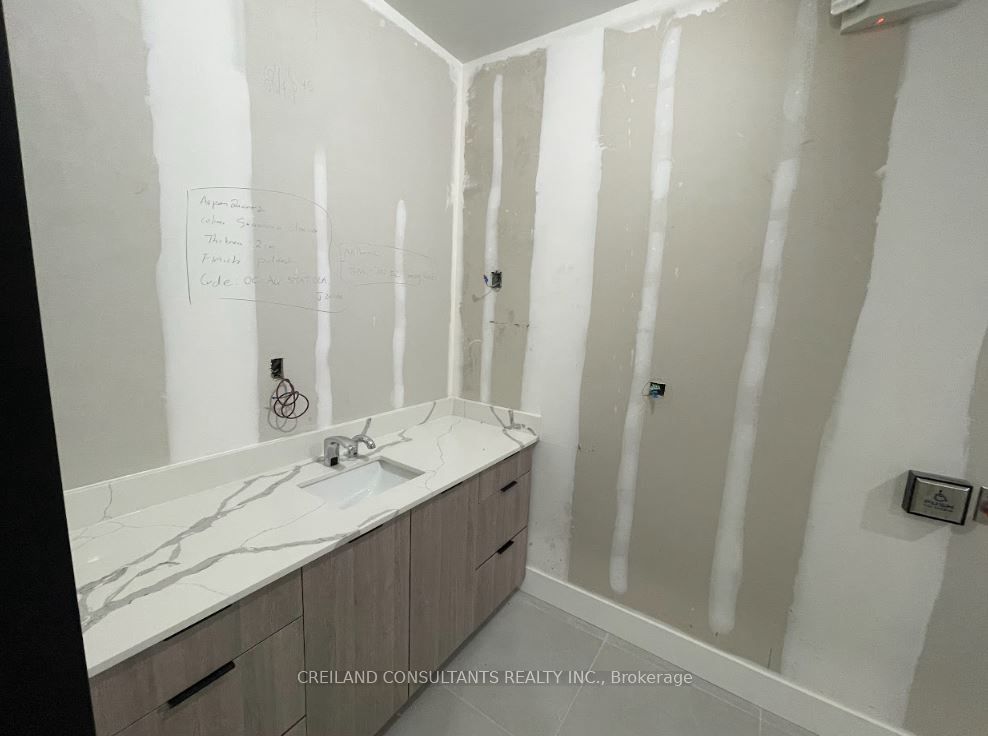 #1 - 1221 Markham Road Property Photo 13