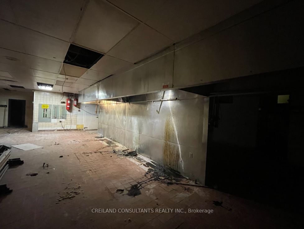 #1 - 1221 Markham Road Property Photo 18
