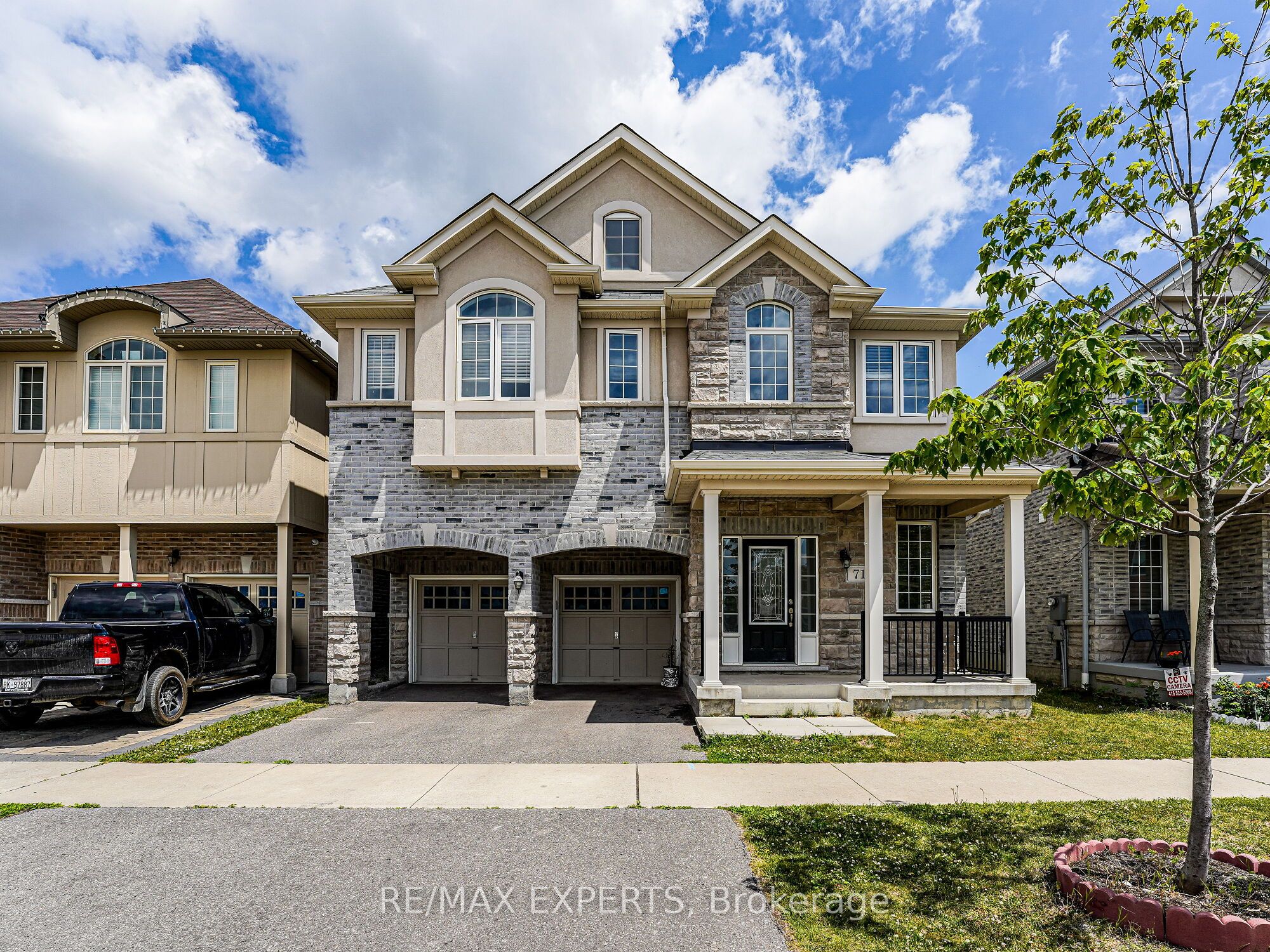 71 Turnerbury Avenue Property Photo 1