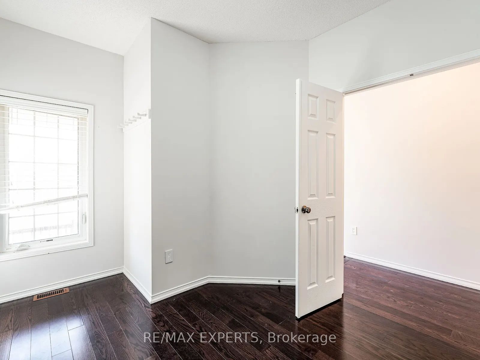 71 Turnerbury Avenue Property Photo 7