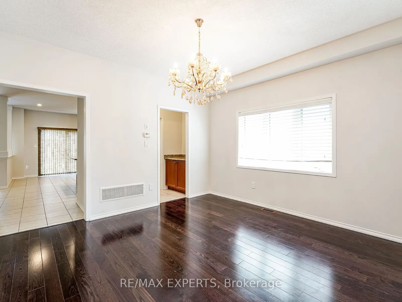 71 Turnerbury Avenue Property Photo 8