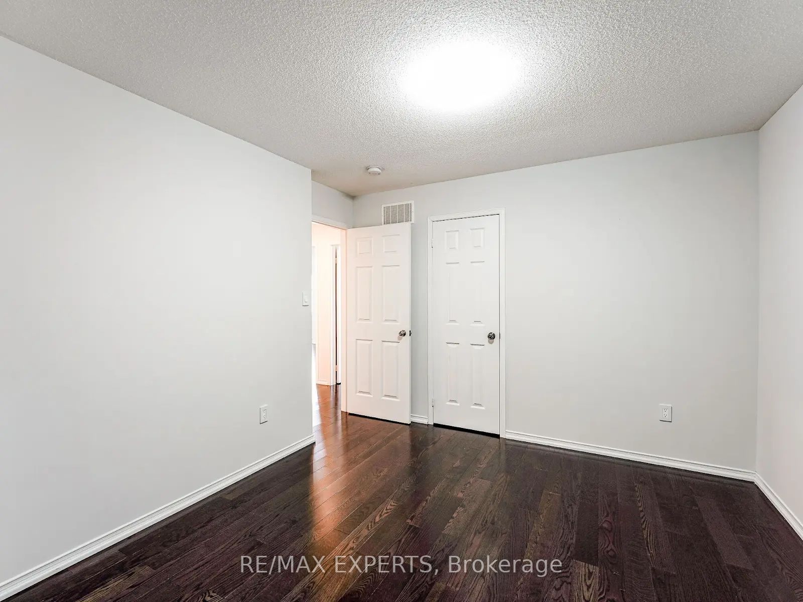 71 Turnerbury Avenue Property Photo 25