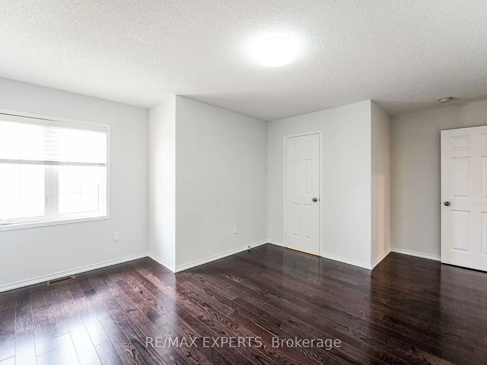 71 Turnerbury Avenue Property Photo 28