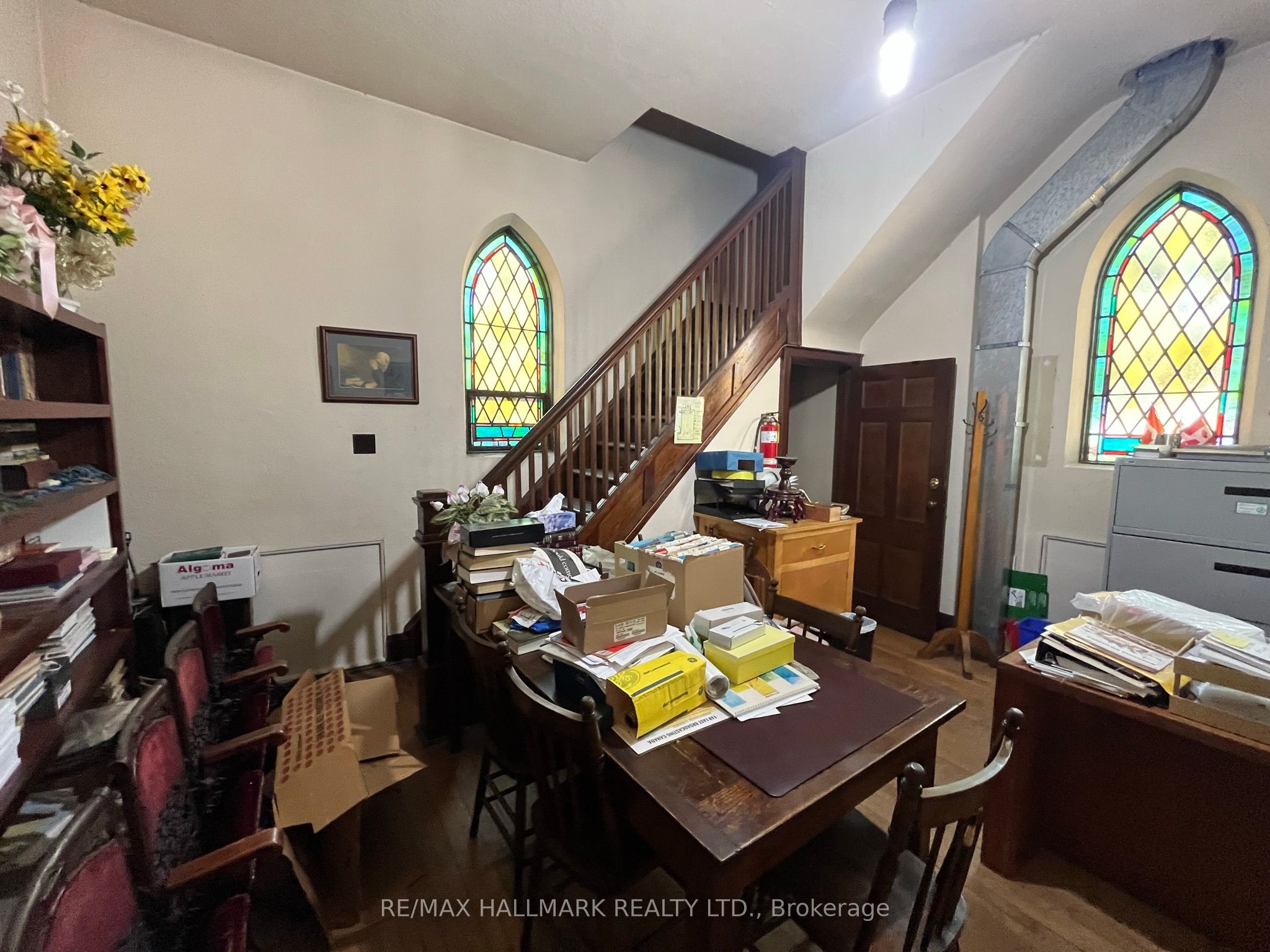 490 Simcoe Street Property Photo 13