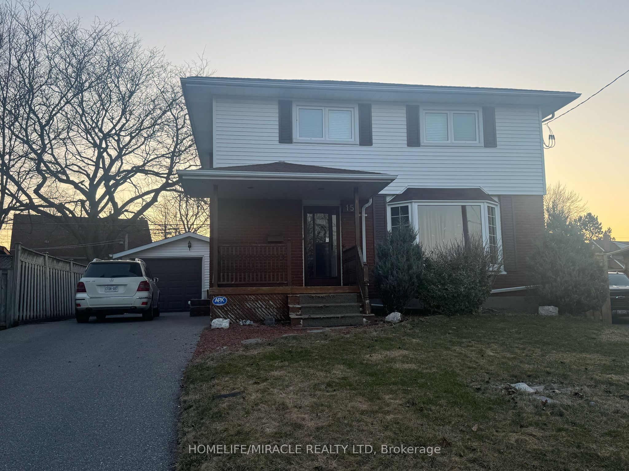 156 Gladstone Avenue Property Photo